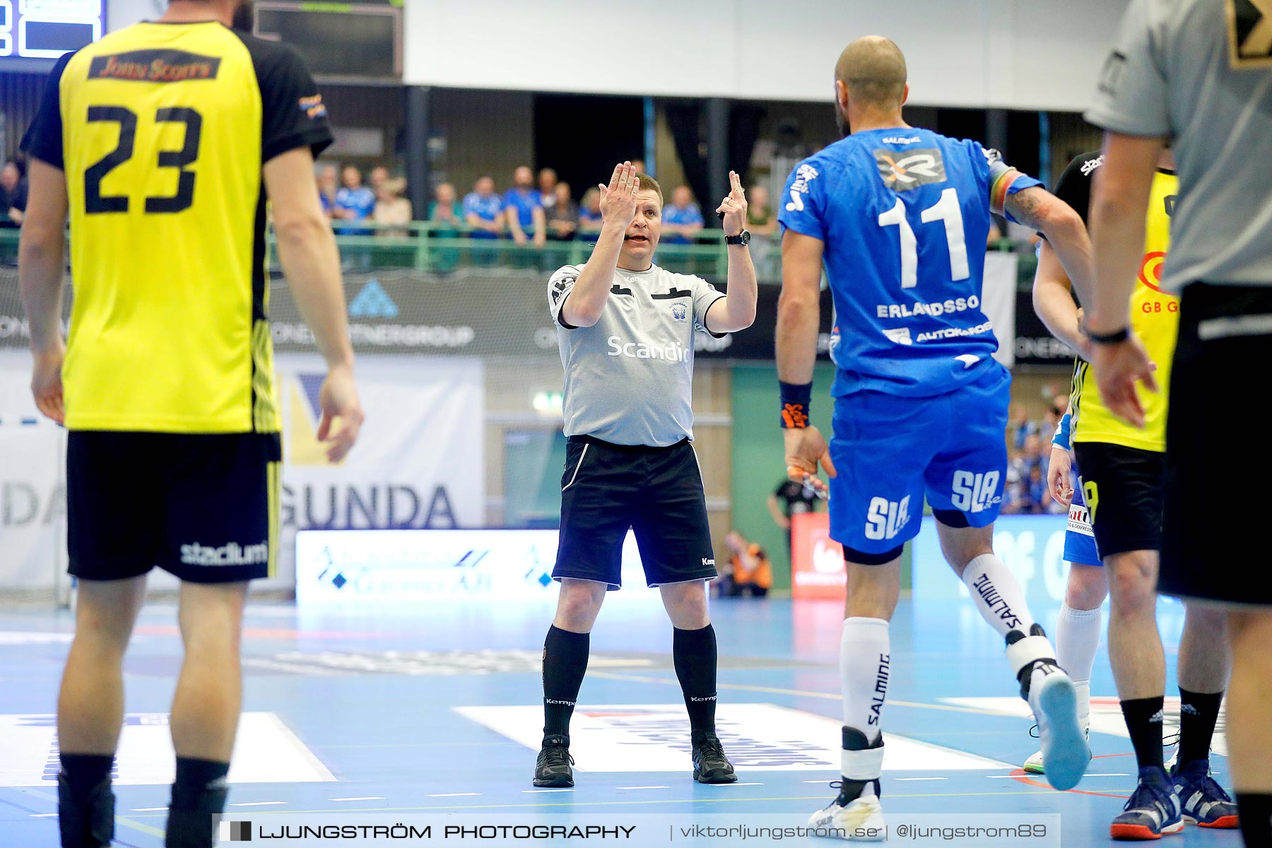 IFK Skövde HK-IK Sävehof 1/2-final 1 30-29,herr,Arena Skövde,Skövde,Sverige,Handboll,,2019,219221