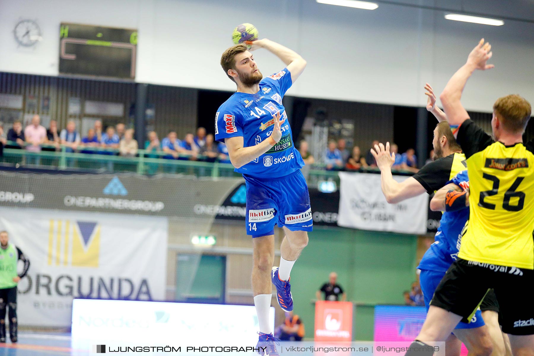 IFK Skövde HK-IK Sävehof 1/2-final 1 30-29,herr,Arena Skövde,Skövde,Sverige,Handboll,,2019,219224