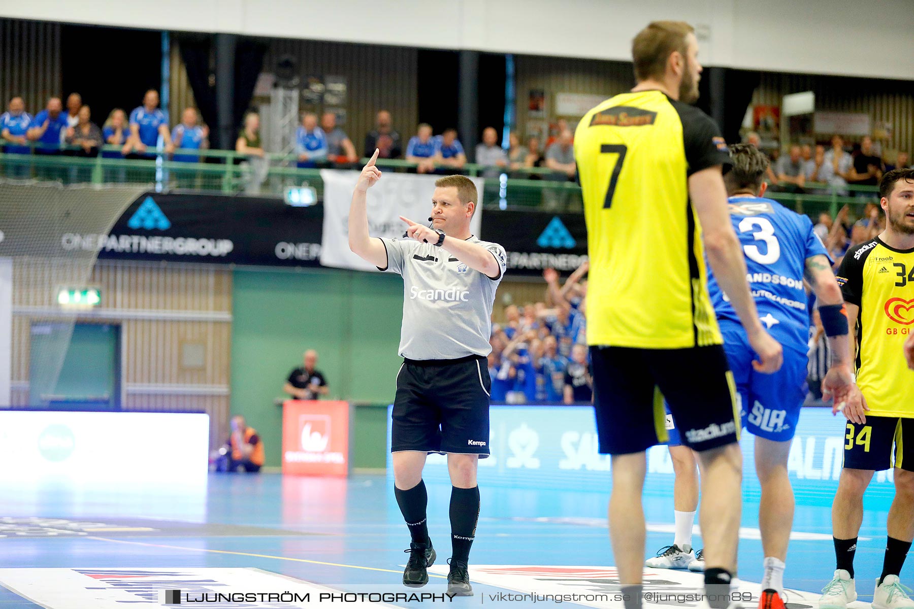 IFK Skövde HK-IK Sävehof 1/2-final 1 30-29,herr,Arena Skövde,Skövde,Sverige,Handboll,,2019,219233