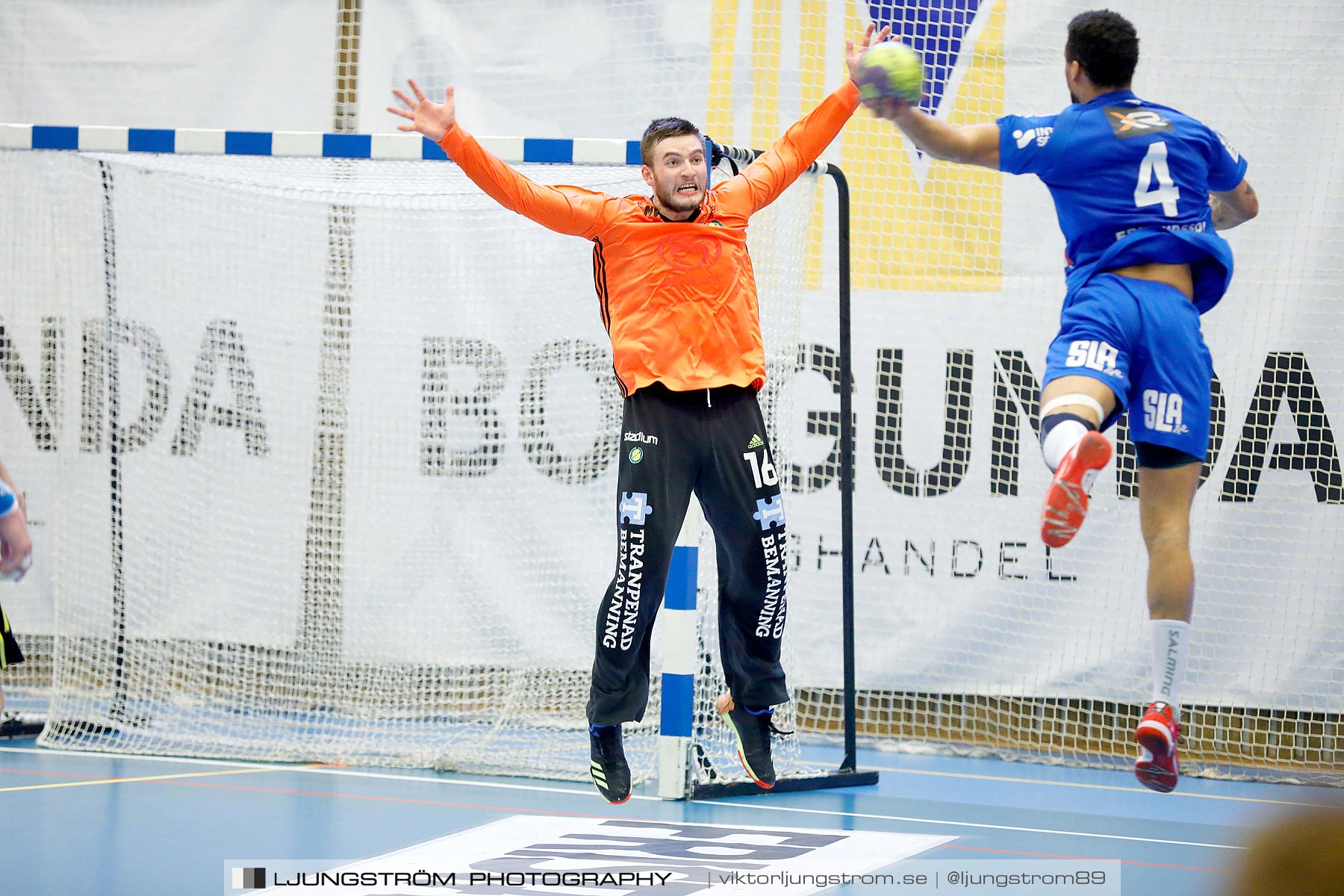 IFK Skövde HK-IK Sävehof 1/2-final 1 30-29,herr,Arena Skövde,Skövde,Sverige,Handboll,,2019,219290