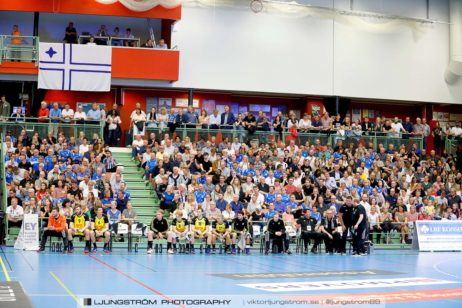 IFK Skövde HK-IK Sävehof 1/2-final 1 30-29,herr,Arena Skövde,Skövde,Sverige,Handboll,,2019,219297