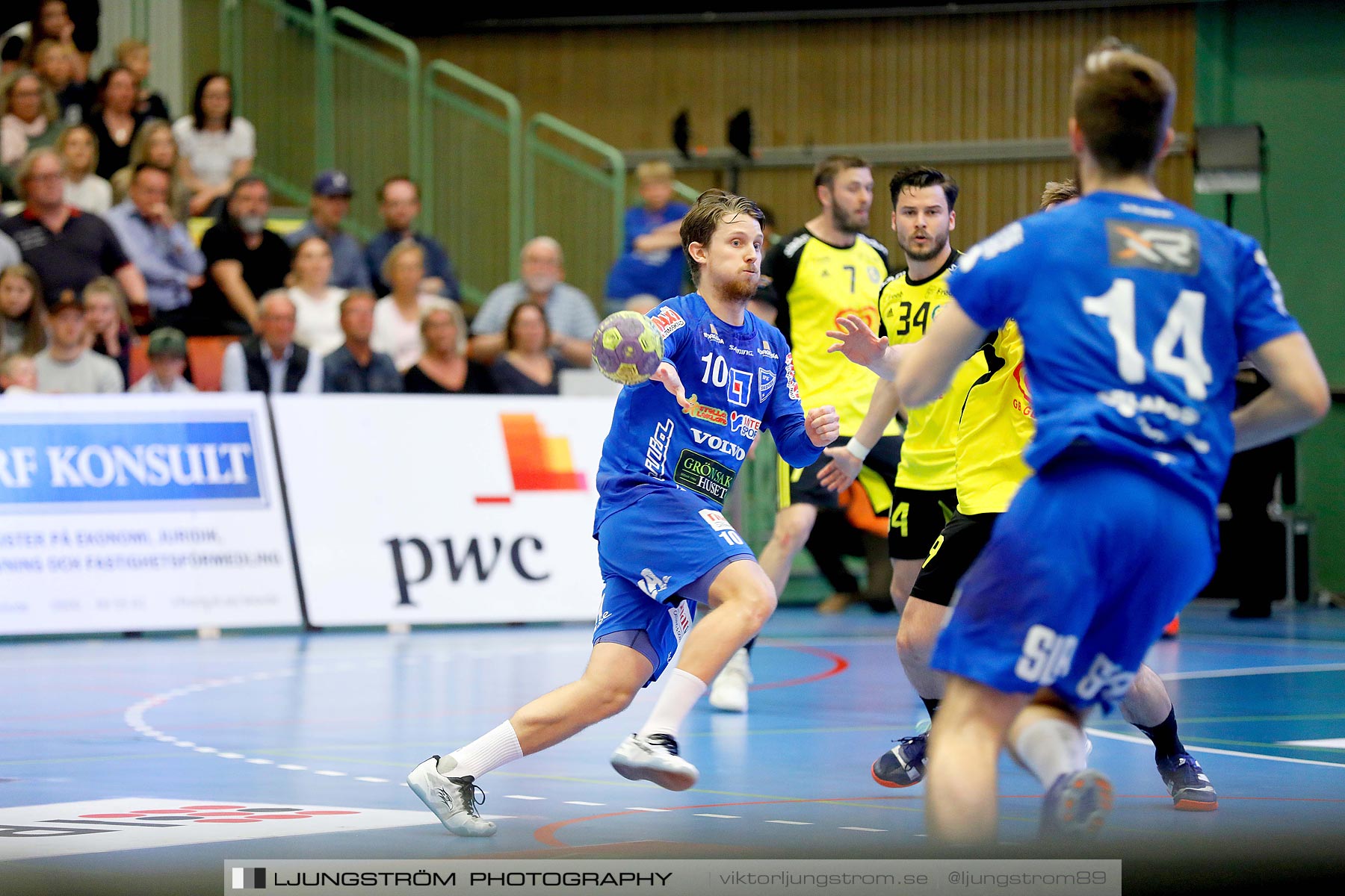 IFK Skövde HK-IK Sävehof 1/2-final 1 30-29,herr,Arena Skövde,Skövde,Sverige,Handboll,,2019,219309