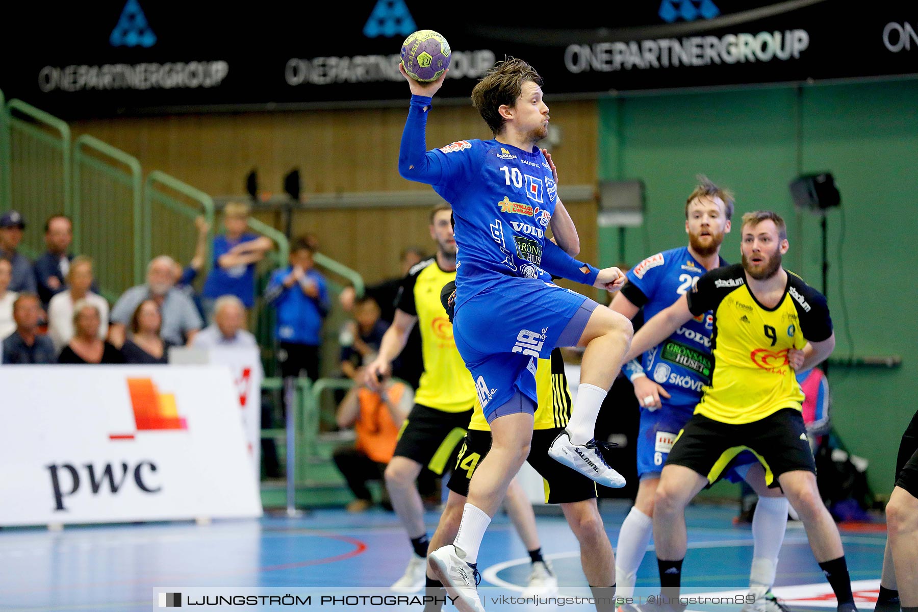 IFK Skövde HK-IK Sävehof 1/2-final 1 30-29,herr,Arena Skövde,Skövde,Sverige,Handboll,,2019,219311