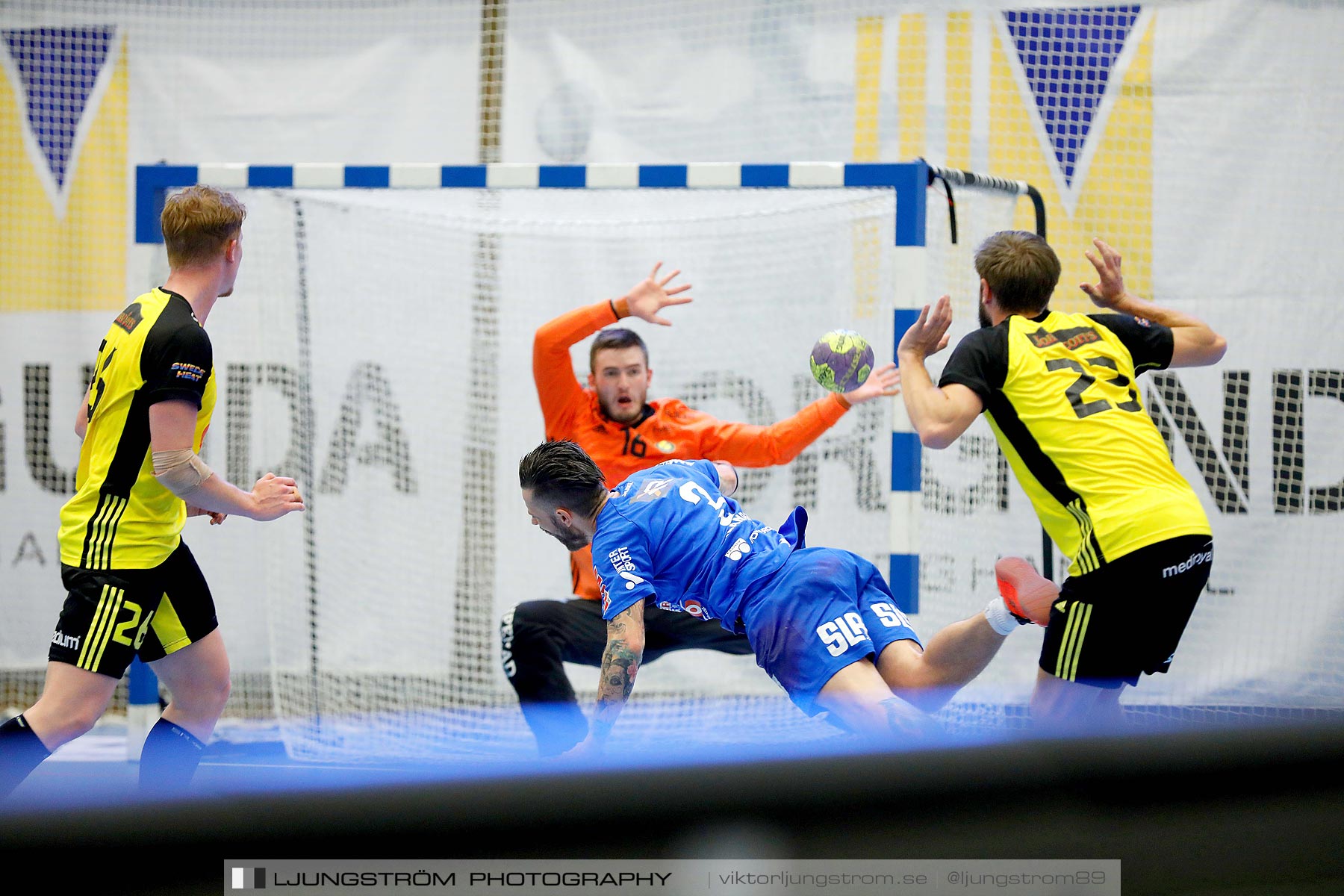 IFK Skövde HK-IK Sävehof 1/2-final 1 30-29,herr,Arena Skövde,Skövde,Sverige,Handboll,,2019,219313