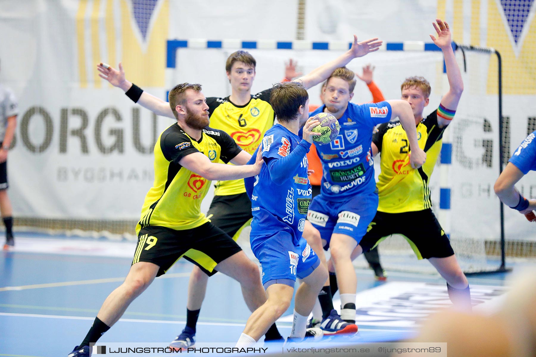 IFK Skövde HK-IK Sävehof 1/2-final 1 30-29,herr,Arena Skövde,Skövde,Sverige,Handboll,,2019,219326