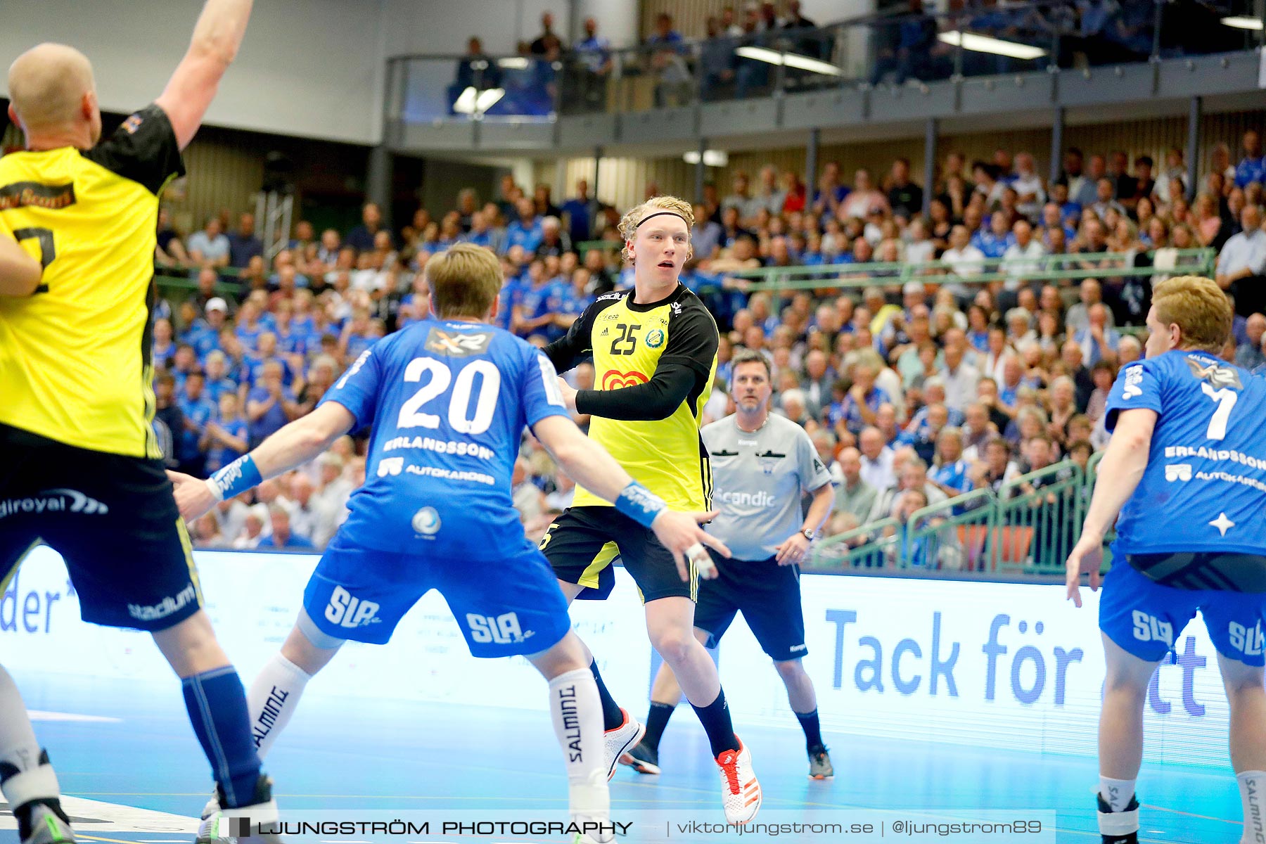 IFK Skövde HK-IK Sävehof 1/2-final 1 30-29,herr,Arena Skövde,Skövde,Sverige,Handboll,,2019,219348