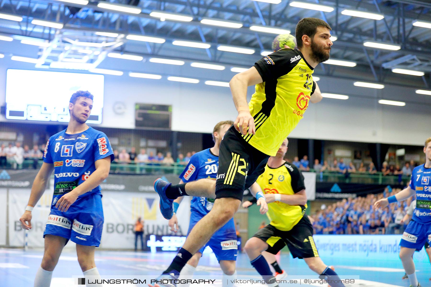 IFK Skövde HK-IK Sävehof 1/2-final 1 30-29,herr,Arena Skövde,Skövde,Sverige,Handboll,,2019,219350