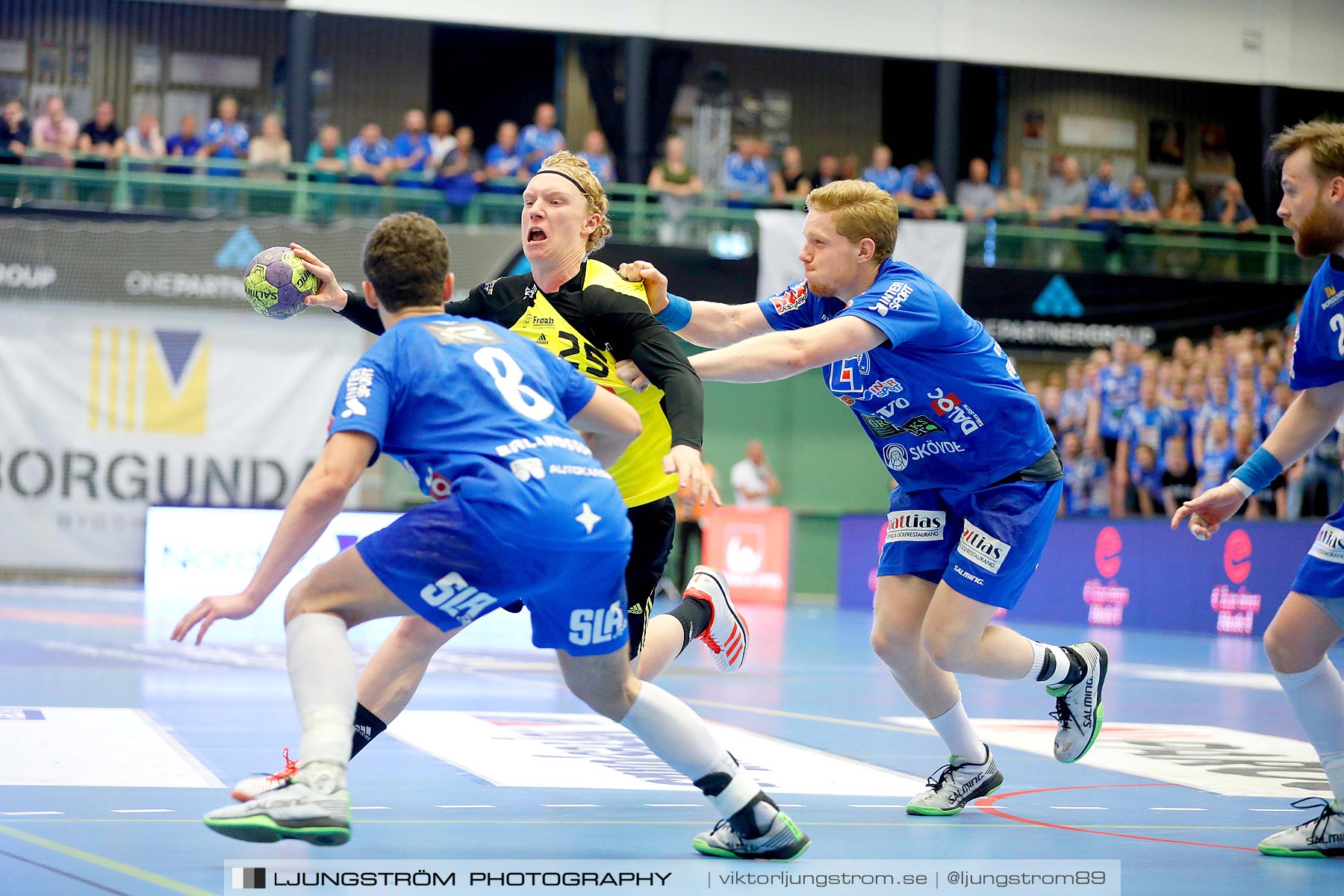 IFK Skövde HK-IK Sävehof 1/2-final 1 30-29,herr,Arena Skövde,Skövde,Sverige,Handboll,,2019,219361