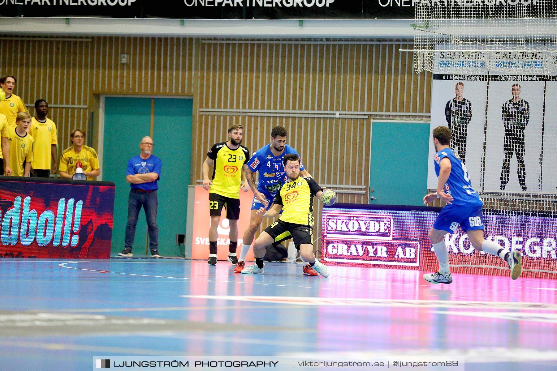 IFK Skövde HK-IK Sävehof 1/2-final 1 30-29,herr,Arena Skövde,Skövde,Sverige,Handboll,,2019,219375