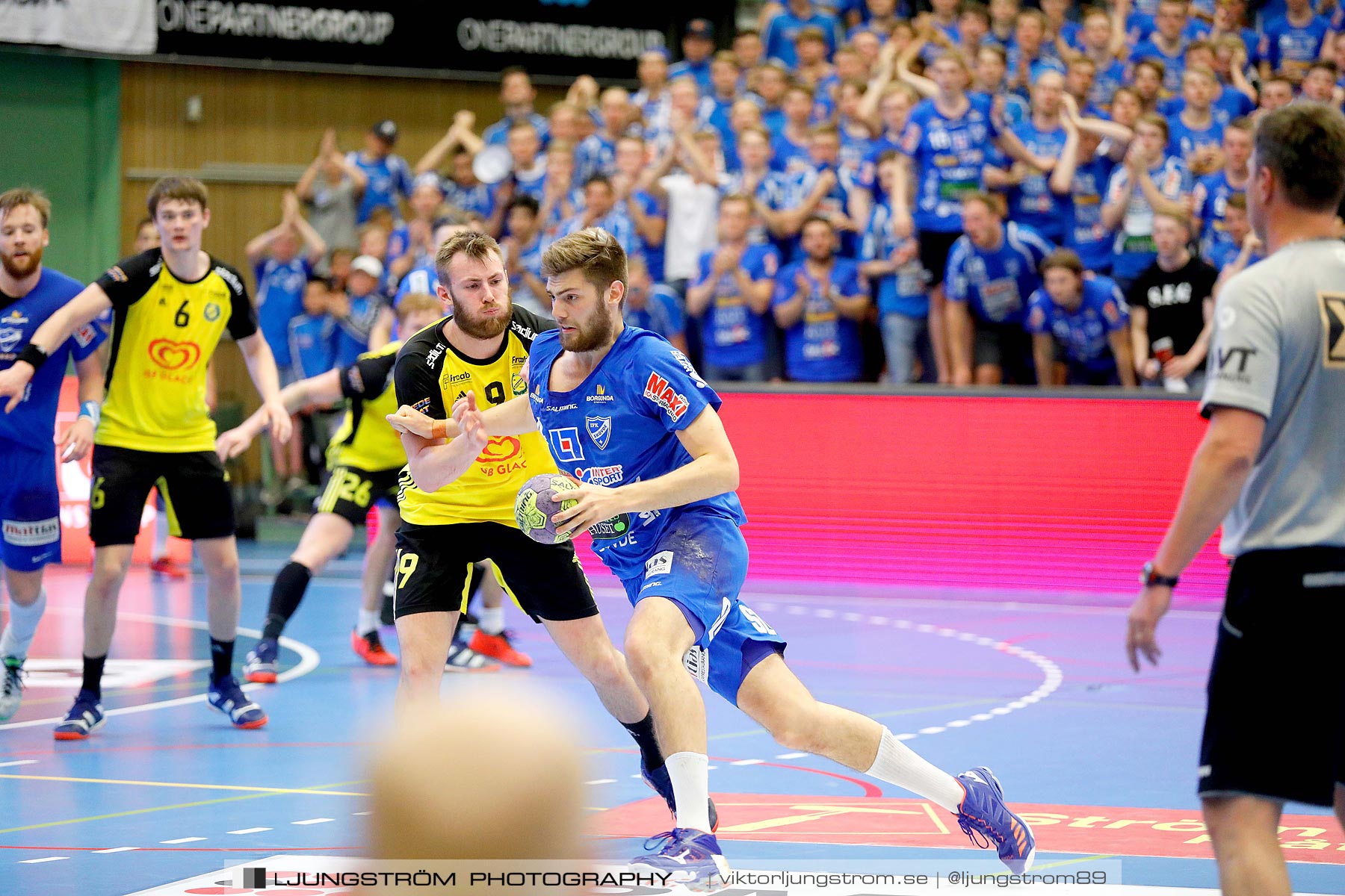 IFK Skövde HK-IK Sävehof 1/2-final 1 30-29,herr,Arena Skövde,Skövde,Sverige,Handboll,,2019,219398