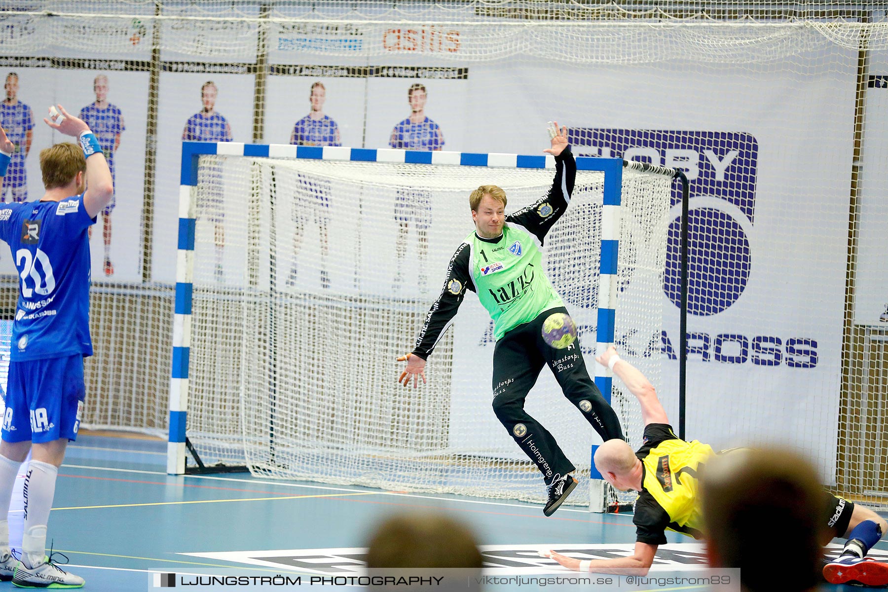 IFK Skövde HK-IK Sävehof 1/2-final 1 30-29,herr,Arena Skövde,Skövde,Sverige,Handboll,,2019,219405