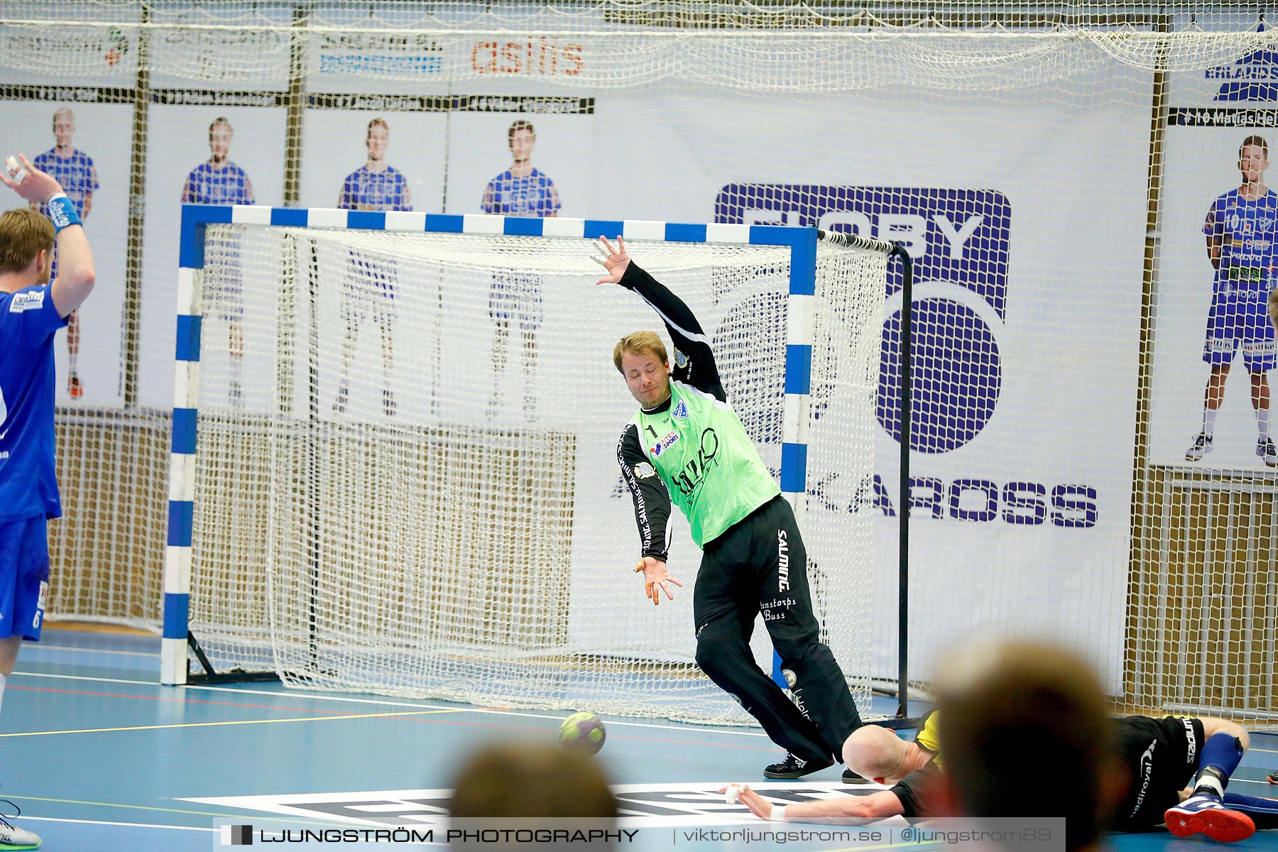 IFK Skövde HK-IK Sävehof 1/2-final 1 30-29,herr,Arena Skövde,Skövde,Sverige,Handboll,,2019,219406