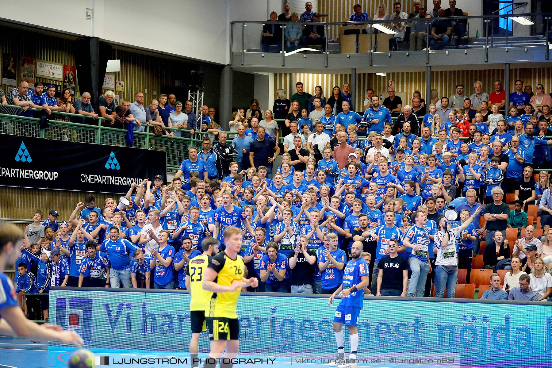 IFK Skövde HK-IK Sävehof 1/2-final 1 30-29,herr,Arena Skövde,Skövde,Sverige,Handboll,,2019,219408