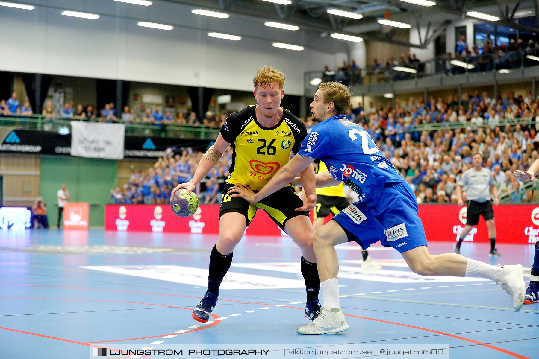 IFK Skövde HK-IK Sävehof 1/2-final 1 30-29,herr,Arena Skövde,Skövde,Sverige,Handboll,,2019,219413