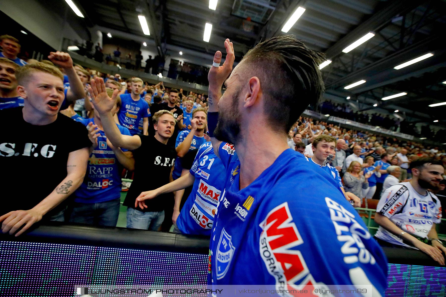 IFK Skövde HK-IK Sävehof 1/2-final 1 30-29,herr,Arena Skövde,Skövde,Sverige,Handboll,,2019,219467