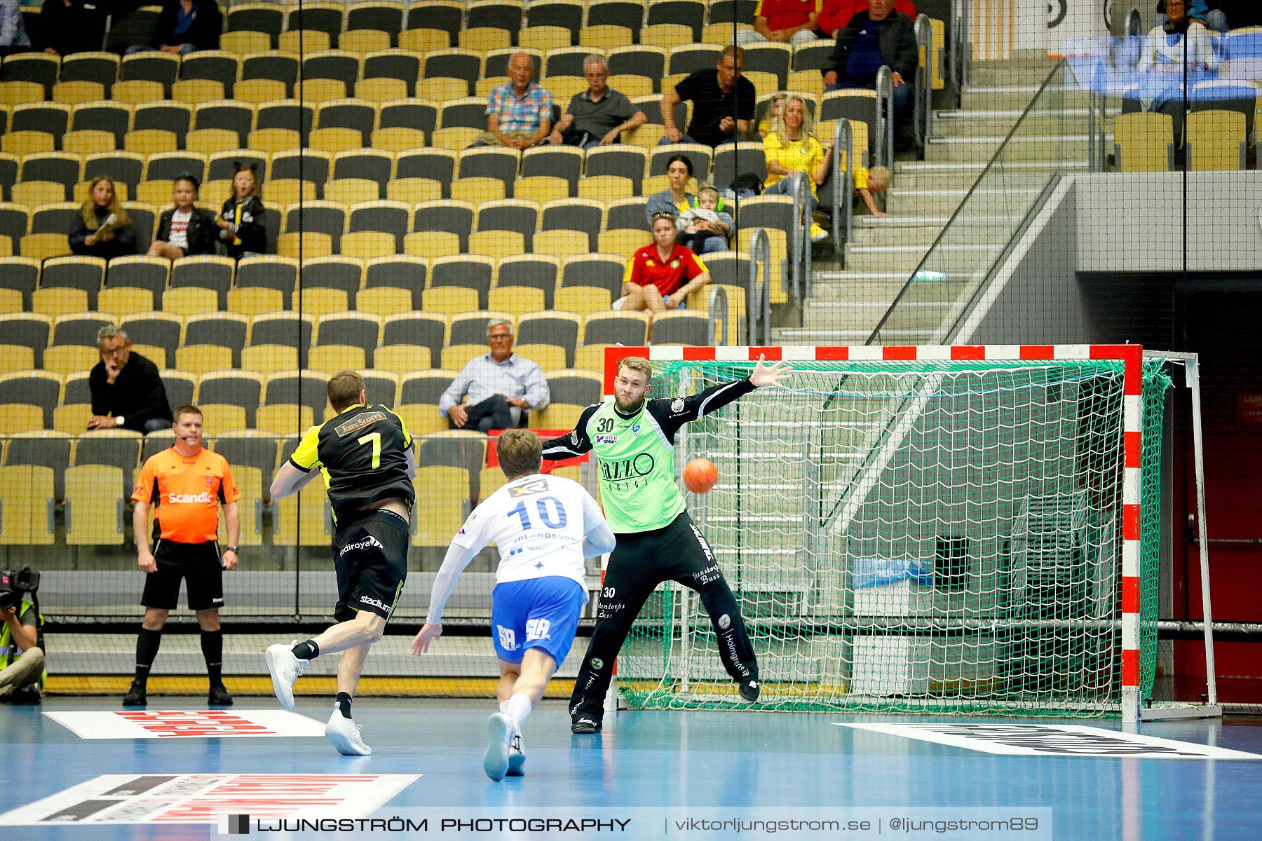 IK Sävehof-IFK Skövde HK 1/2-final 2 26-23,herr,Partille Arena,Partille,Sverige,Handboll,,2019,219559
