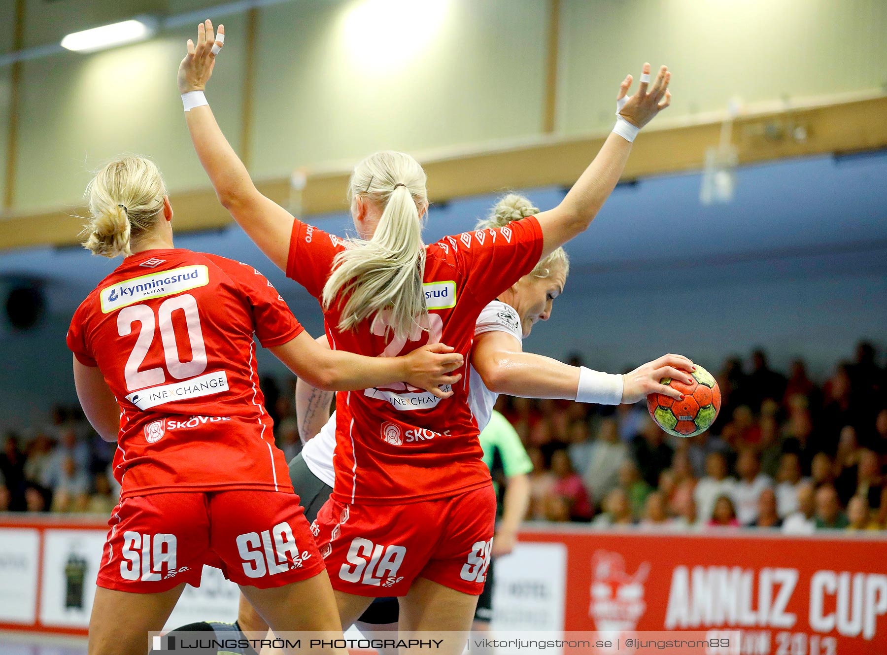 Annliz Cup Skövde HF-CSM București 20-24,dam,Skövde Idrottshall,Skövde,Sverige,Handboll,,2019,220982