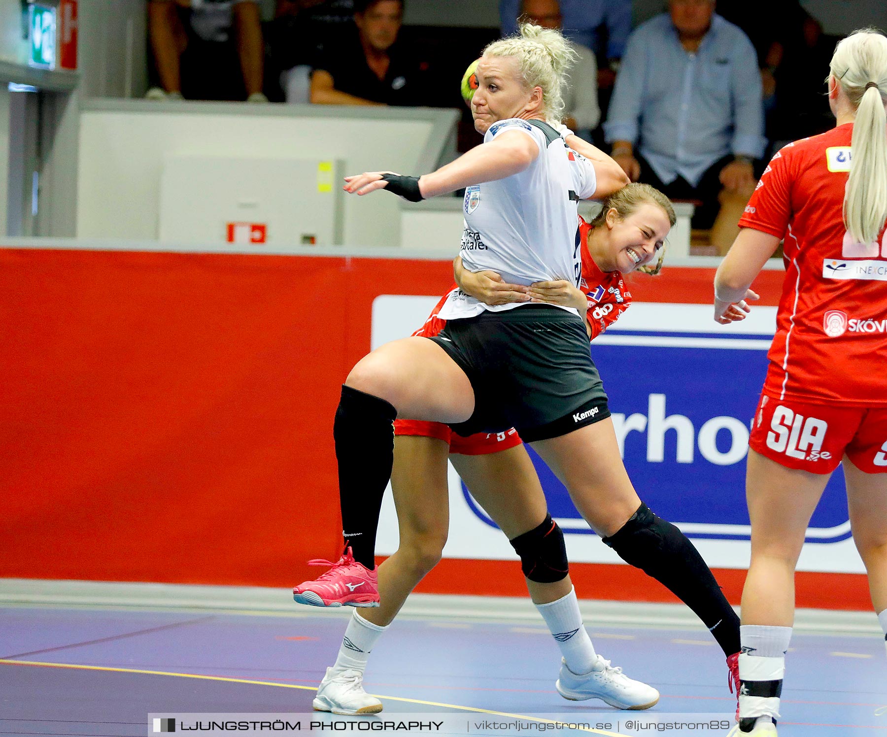 Annliz Cup Skövde HF-CSM București 20-24,dam,Skövde Idrottshall,Skövde,Sverige,Handboll,,2019,221025