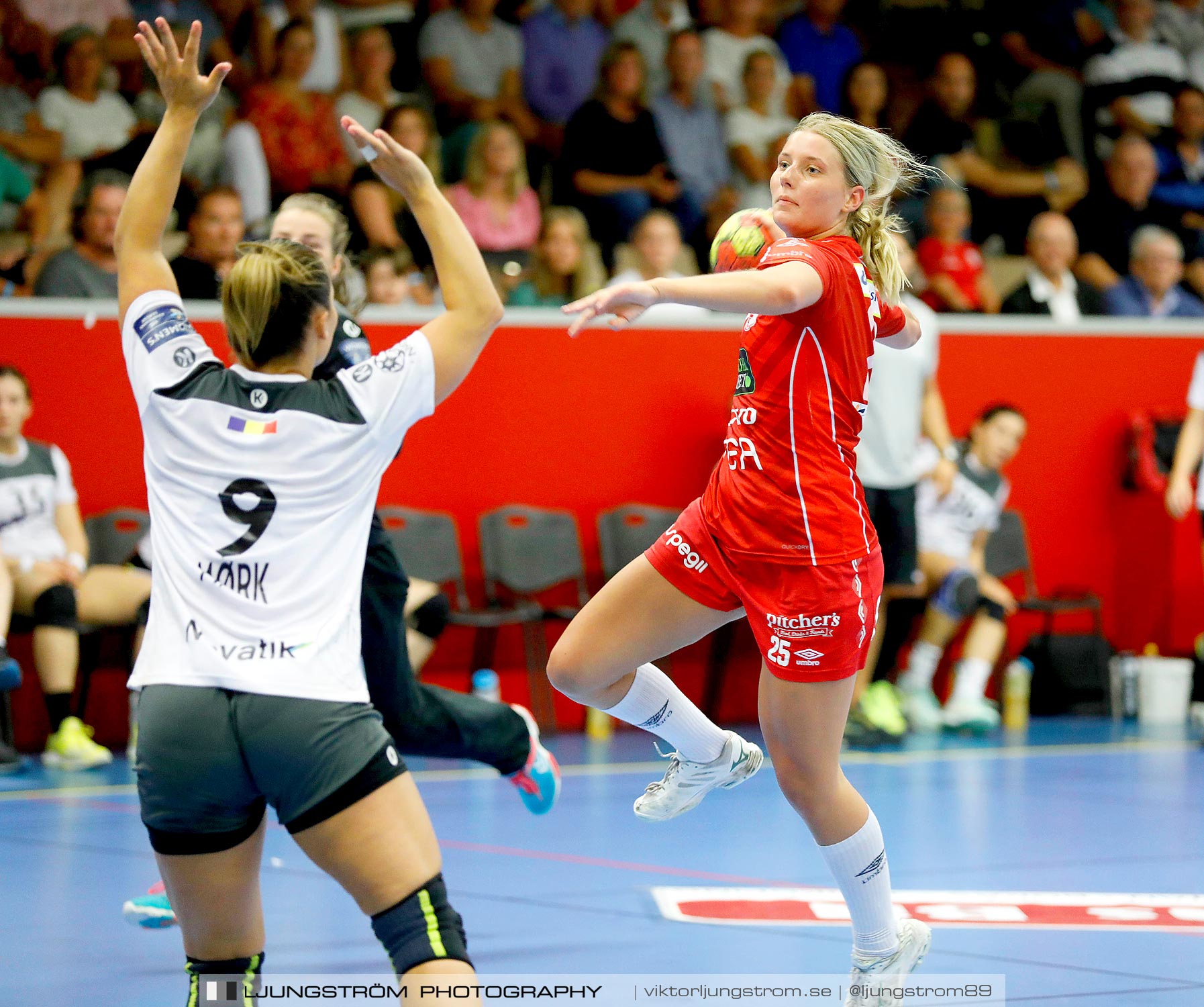 Annliz Cup Skövde HF-CSM București 20-24,dam,Skövde Idrottshall,Skövde,Sverige,Handboll,,2019,221065