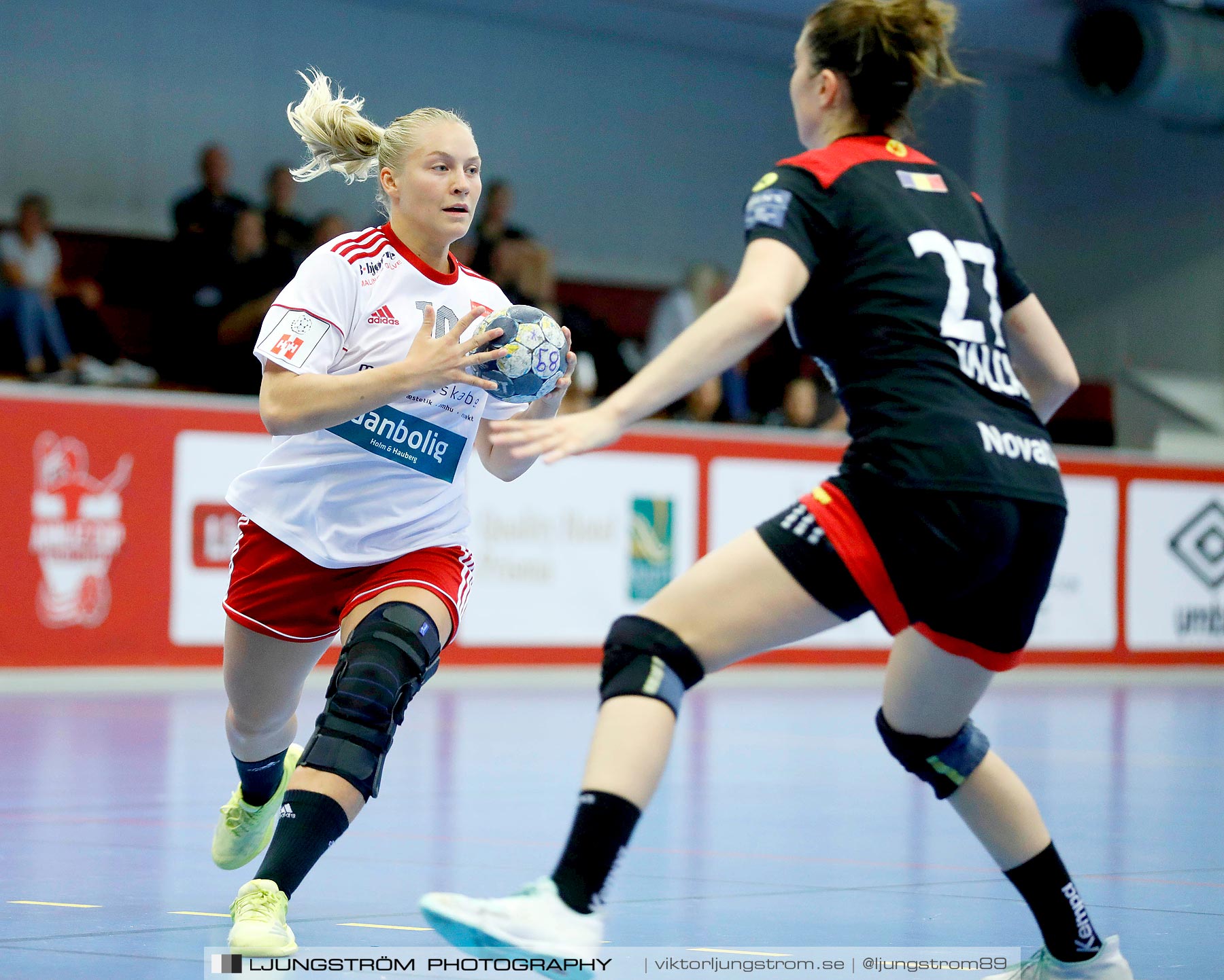 Annliz Cup CSM București-Ajax København 20-19,dam,Skövde Idrottshall,Skövde,Sverige,Handboll,,2019,221091