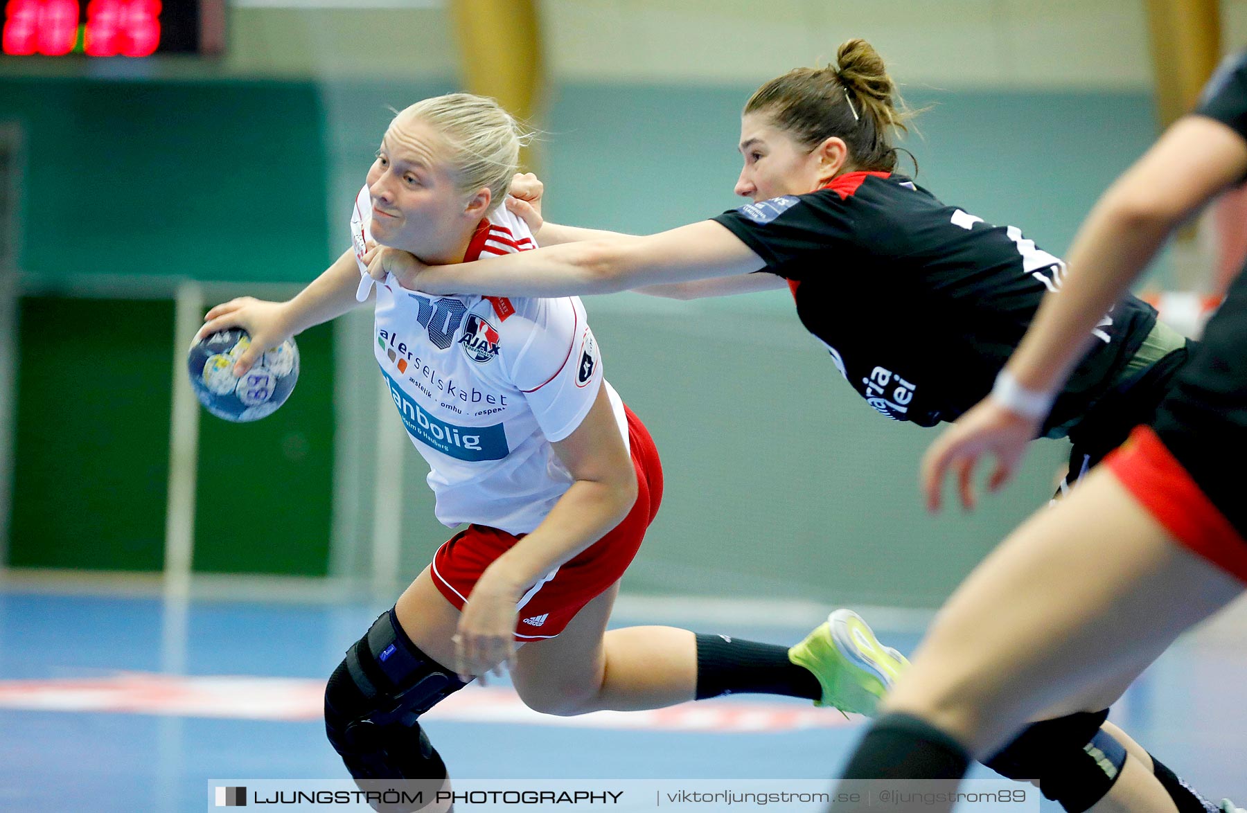 Annliz Cup CSM București-Ajax København 20-19,dam,Skövde Idrottshall,Skövde,Sverige,Handboll,,2019,221097