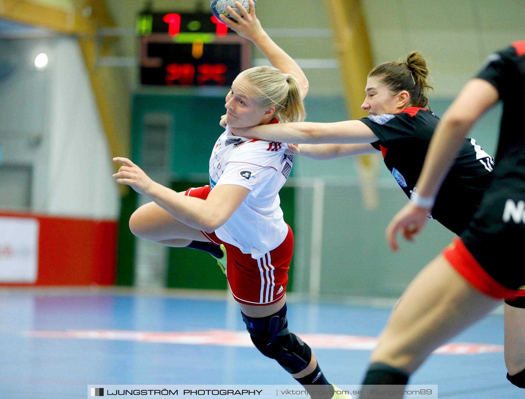 Annliz Cup CSM București-Ajax København 20-19,dam,Skövde Idrottshall,Skövde,Sverige,Handboll,,2019,221098