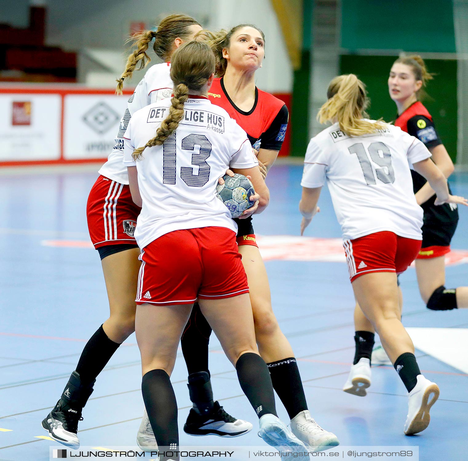 Annliz Cup CSM București-Ajax København 20-19,dam,Skövde Idrottshall,Skövde,Sverige,Handboll,,2019,221125