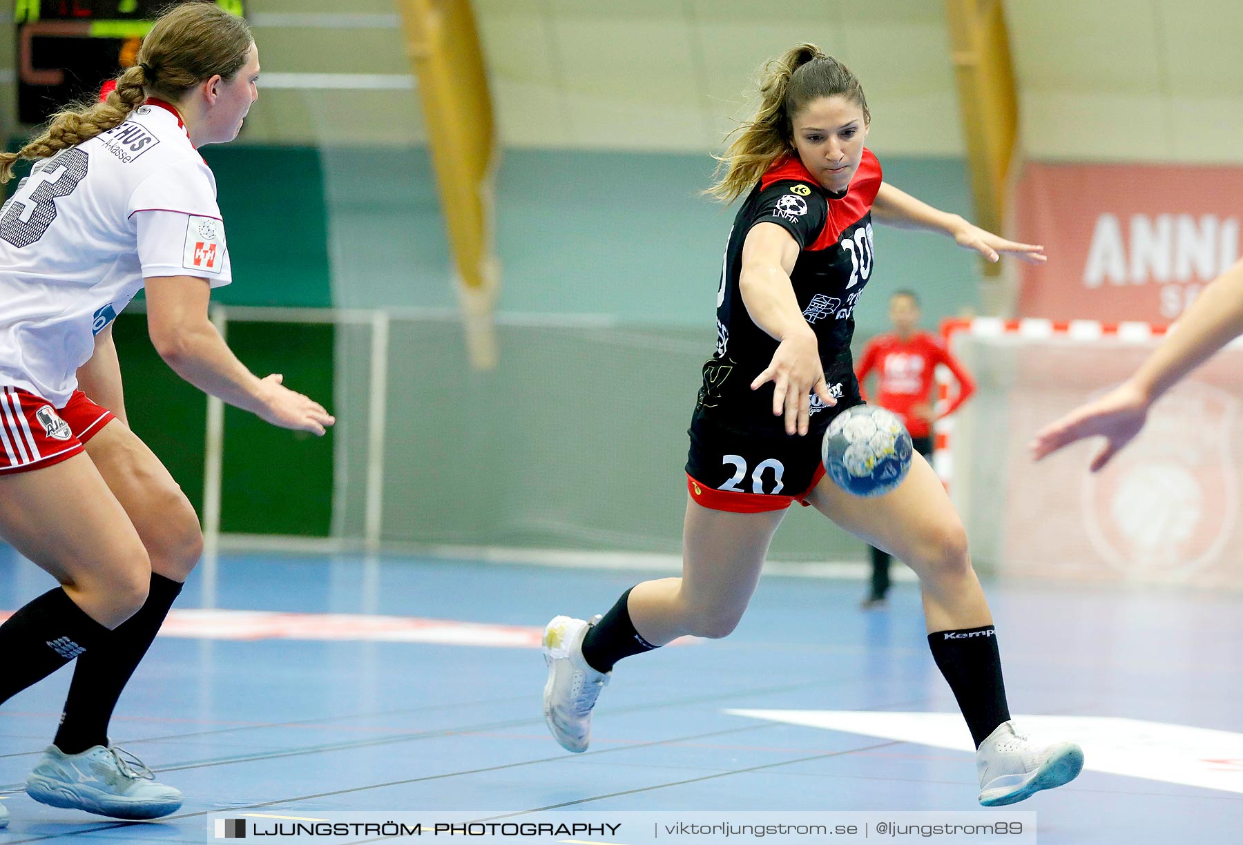 Annliz Cup CSM București-Ajax København 20-19,dam,Skövde Idrottshall,Skövde,Sverige,Handboll,,2019,221134