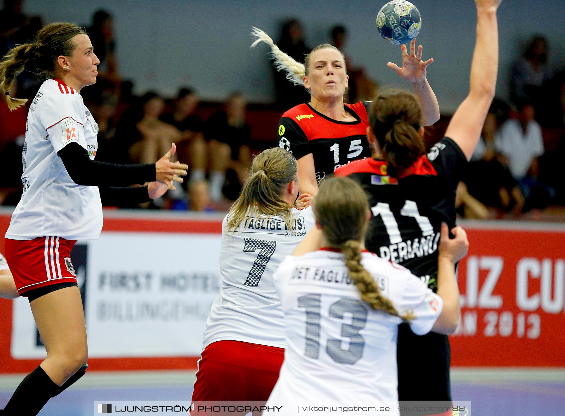 Annliz Cup CSM București-Ajax København 20-19,dam,Skövde Idrottshall,Skövde,Sverige,Handboll,,2019,221146