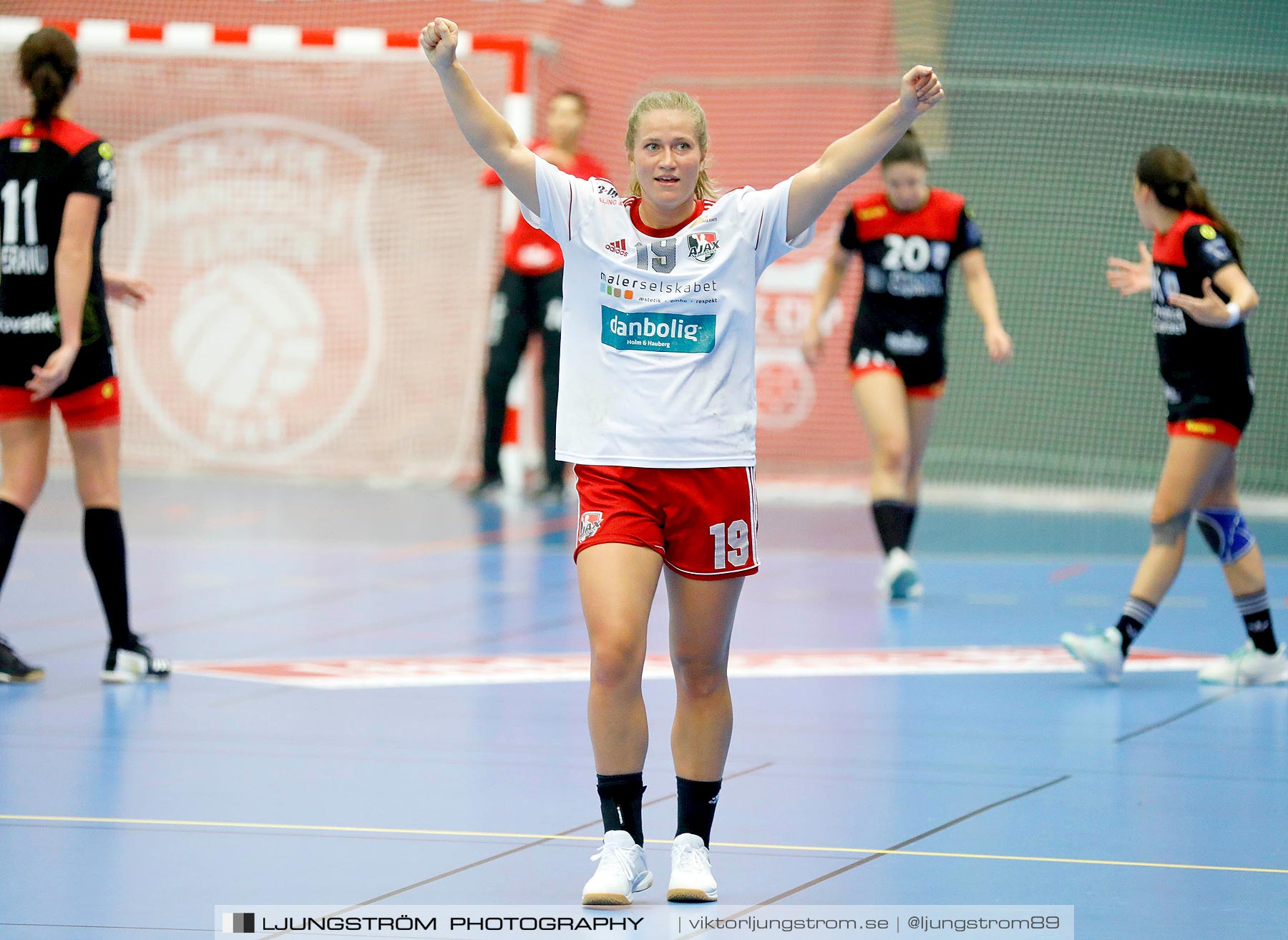 Annliz Cup CSM București-Ajax København 20-19,dam,Skövde Idrottshall,Skövde,Sverige,Handboll,,2019,221151