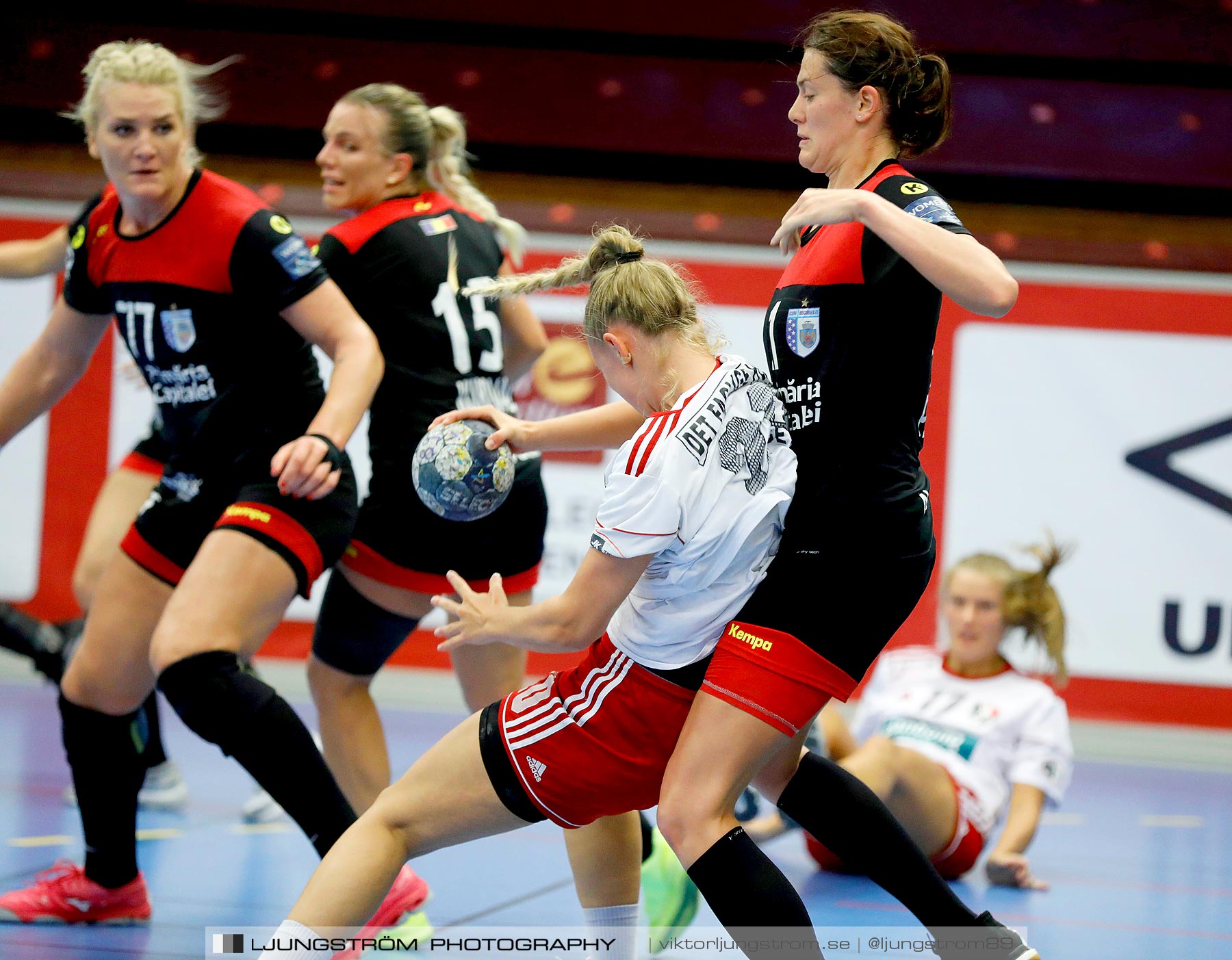 Annliz Cup CSM București-Ajax København 20-19,dam,Skövde Idrottshall,Skövde,Sverige,Handboll,,2019,221161