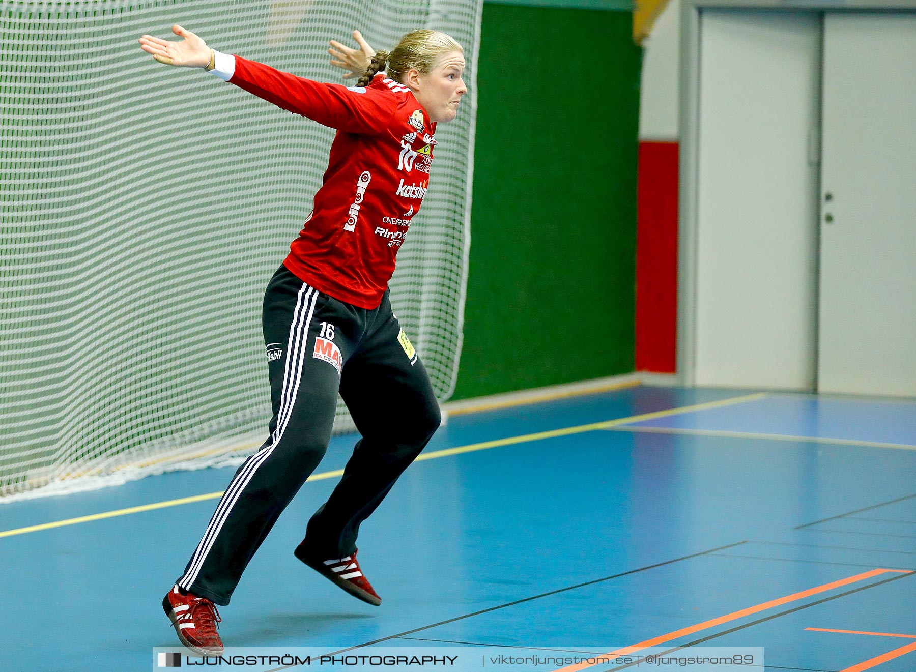 Annliz Cup Kungälvs HK-TTH Holstebro 15-29,dam,Skövde Idrottshall,Skövde,Sverige,Handboll,,2019,221292