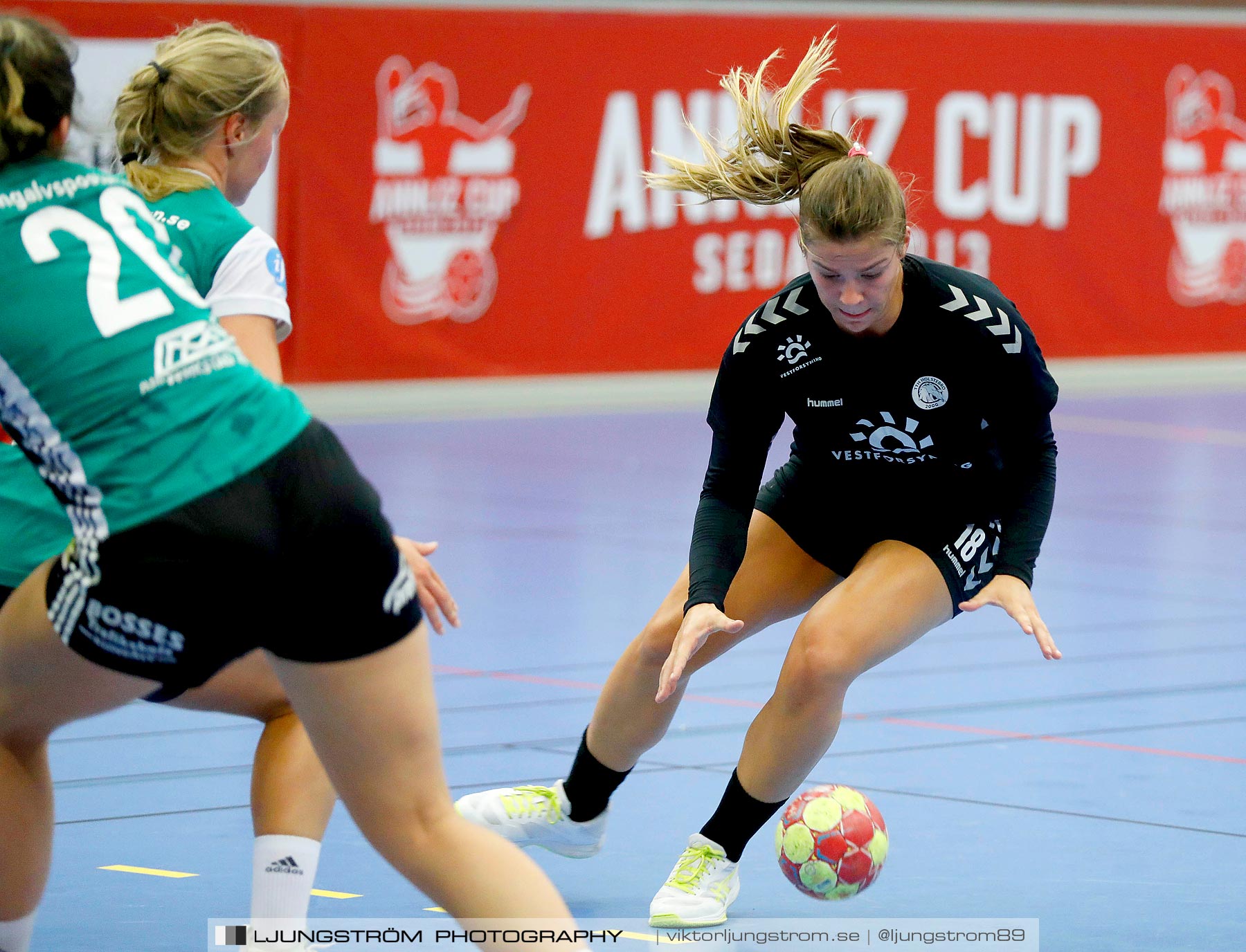 Annliz Cup Kungälvs HK-TTH Holstebro 15-29,dam,Skövde Idrottshall,Skövde,Sverige,Handboll,,2019,221298