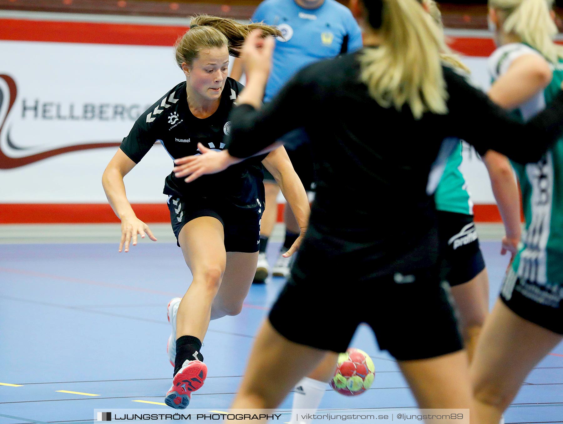 Annliz Cup Kungälvs HK-TTH Holstebro 15-29,dam,Skövde Idrottshall,Skövde,Sverige,Handboll,,2019,221302