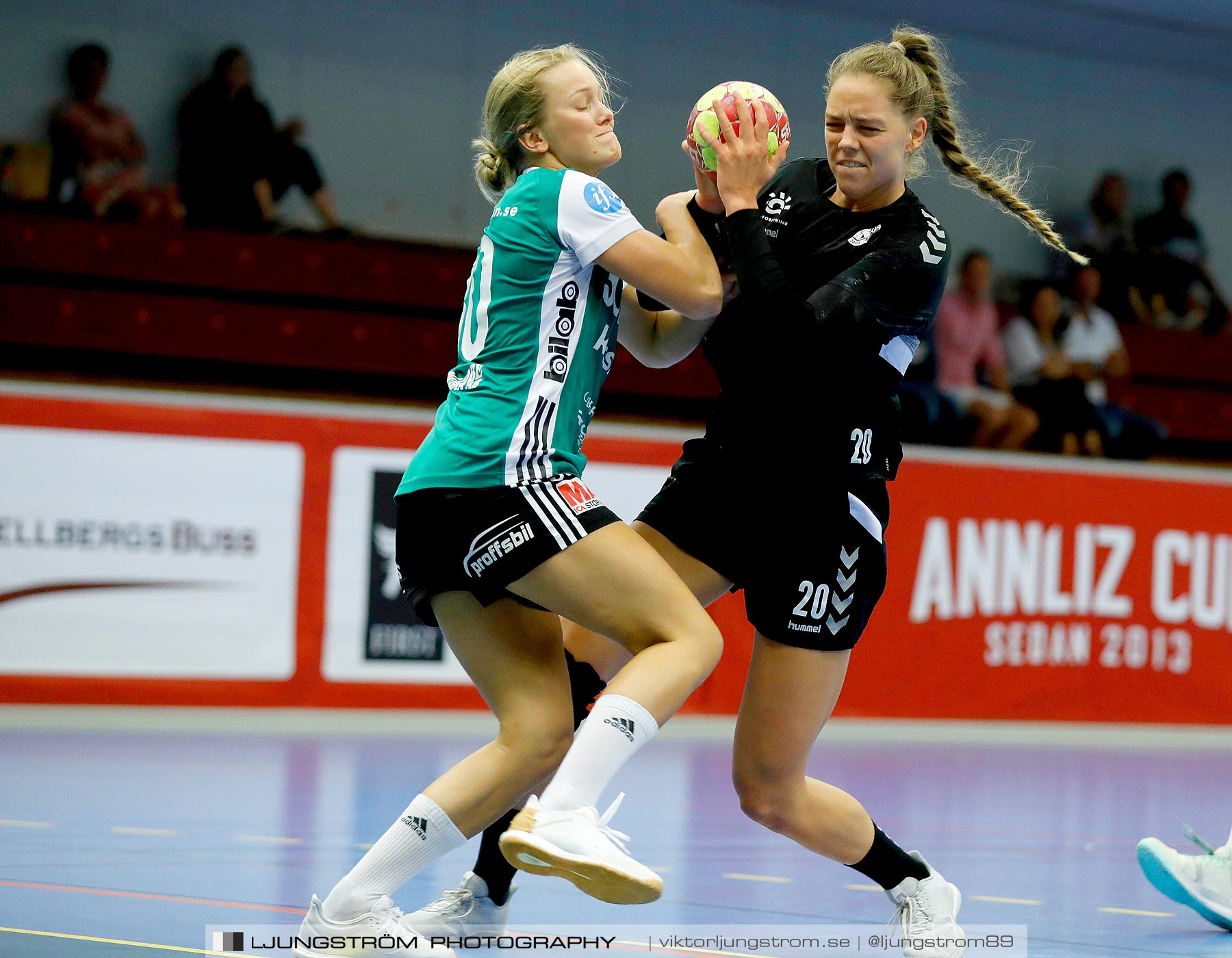 Annliz Cup Kungälvs HK-TTH Holstebro 15-29,dam,Skövde Idrottshall,Skövde,Sverige,Handboll,,2019,221311