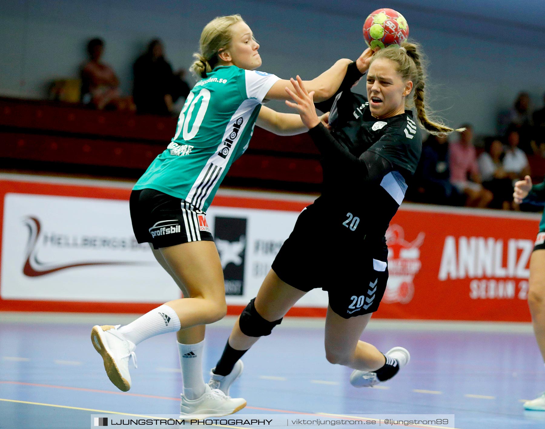 Annliz Cup Kungälvs HK-TTH Holstebro 15-29,dam,Skövde Idrottshall,Skövde,Sverige,Handboll,,2019,221312