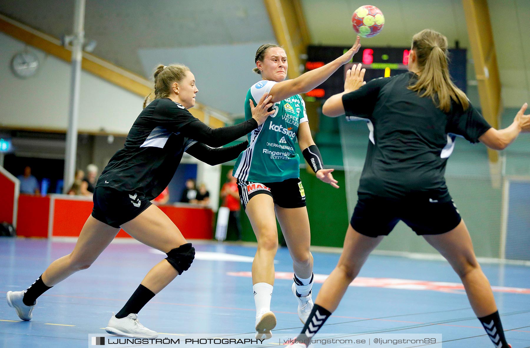 Annliz Cup Kungälvs HK-TTH Holstebro 15-29,dam,Skövde Idrottshall,Skövde,Sverige,Handboll,,2019,221335