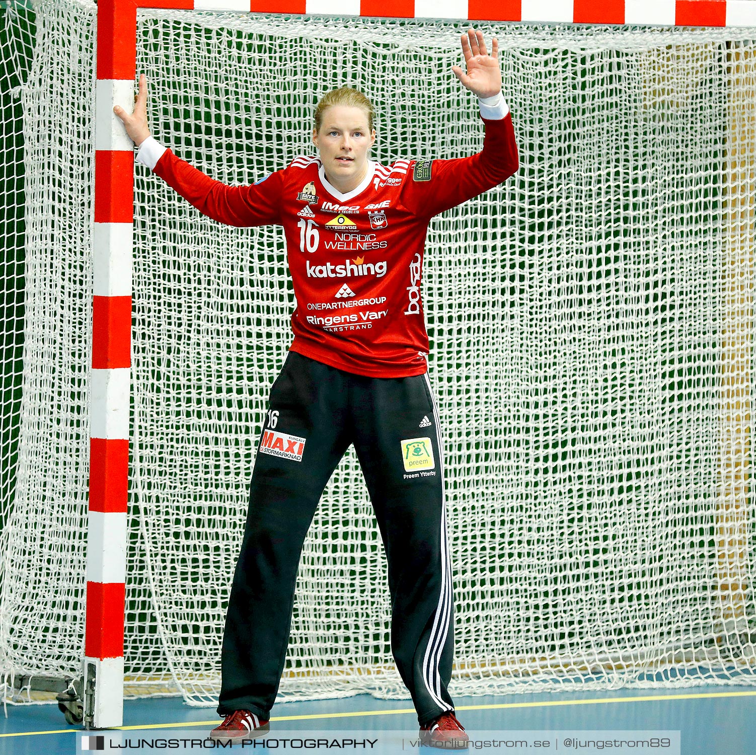 Annliz Cup DHC Slavia Praha-Kungälvs HK 21-26,dam,Skövde Idrottshall,Skövde,Sverige,Handboll,,2019,221414