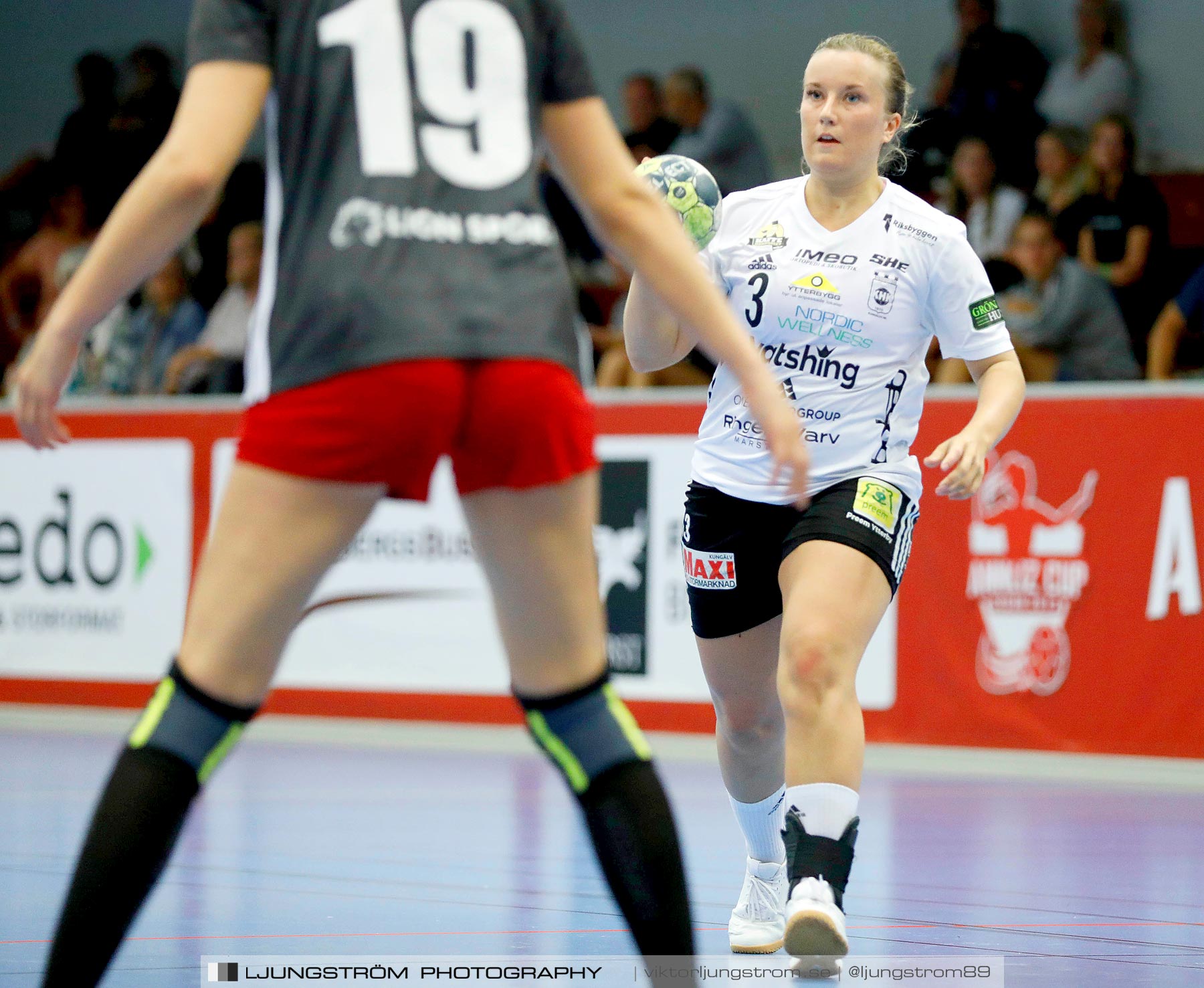 Annliz Cup DHC Slavia Praha-Kungälvs HK 21-26,dam,Skövde Idrottshall,Skövde,Sverige,Handboll,,2019,221425