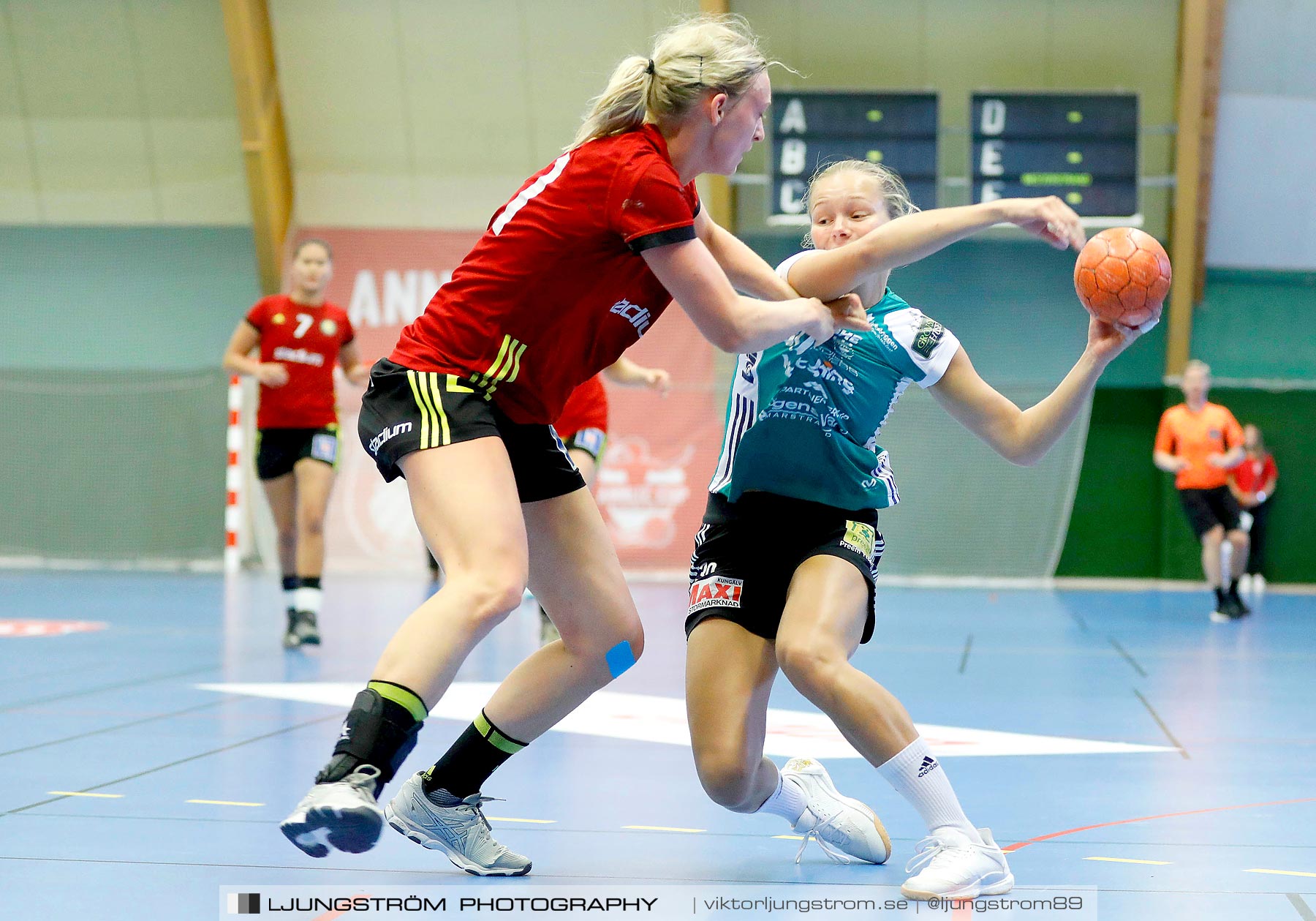 Annliz Cup IK Sävehof-Kungälvs HK 16-18,dam,Skövde Idrottshall,Skövde,Sverige,Handboll,,2019,221474