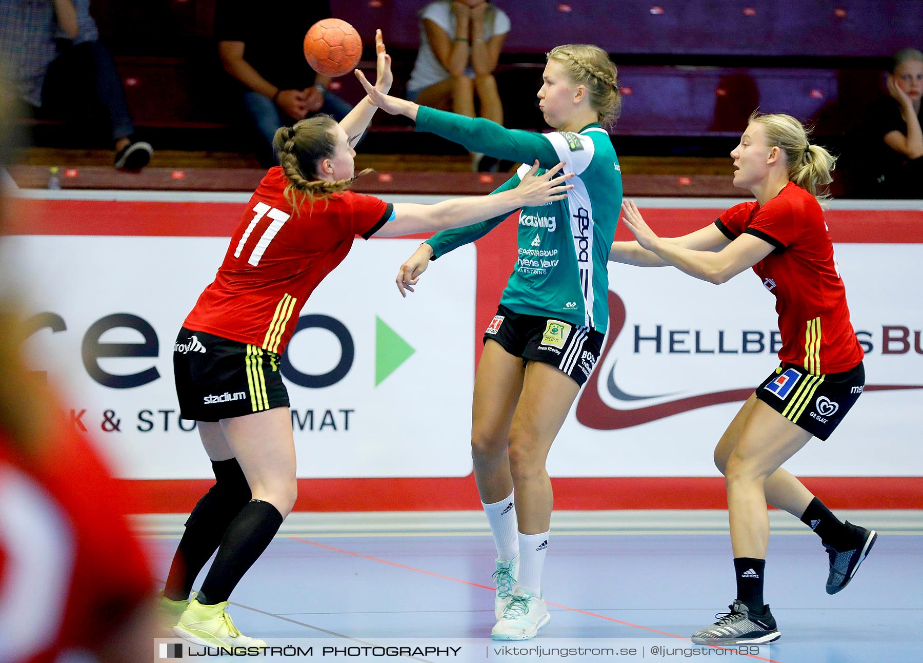 Annliz Cup IK Sävehof-Kungälvs HK 16-18,dam,Skövde Idrottshall,Skövde,Sverige,Handboll,,2019,221485