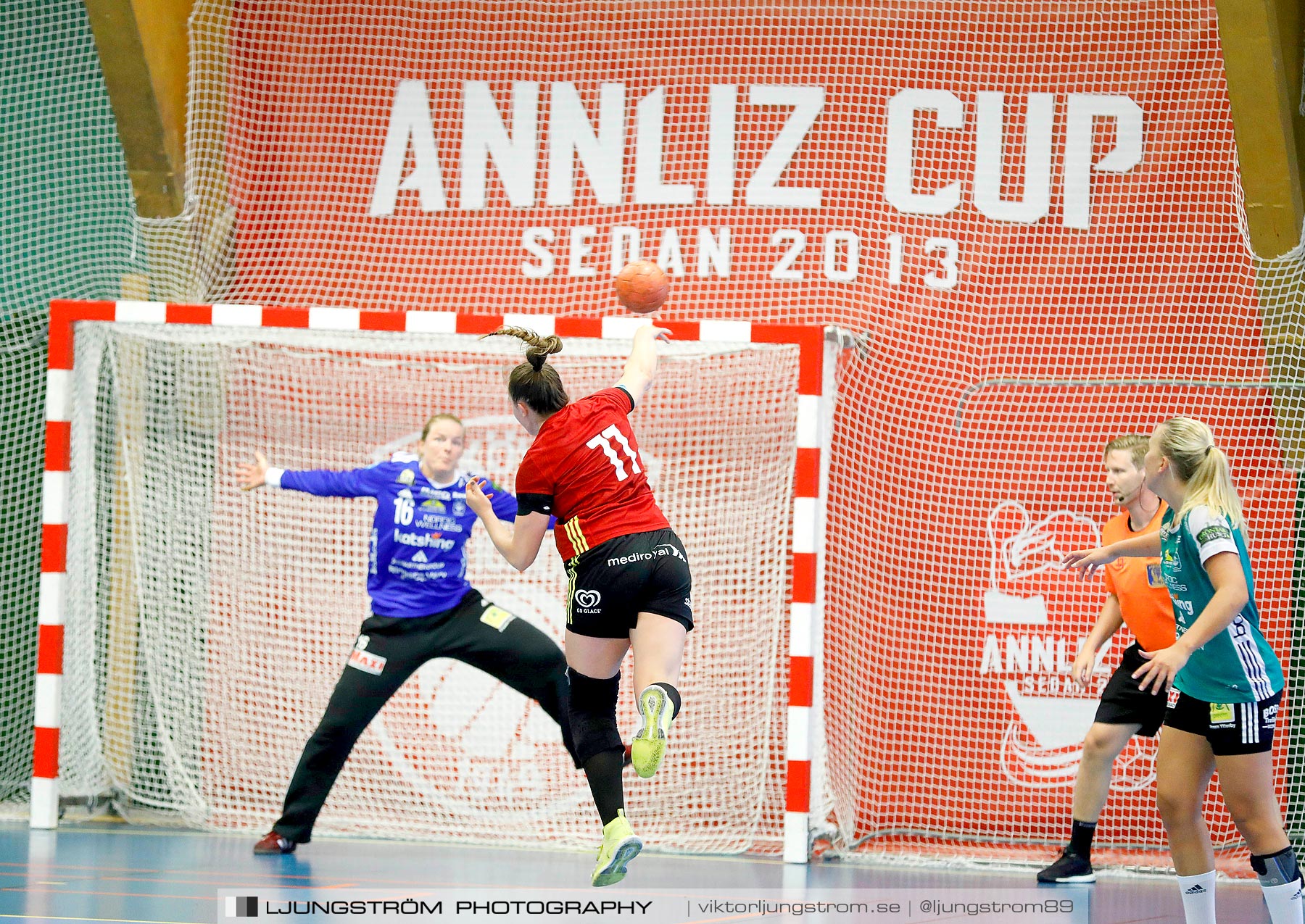 Annliz Cup IK Sävehof-Kungälvs HK 16-18,dam,Skövde Idrottshall,Skövde,Sverige,Handboll,,2019,221499