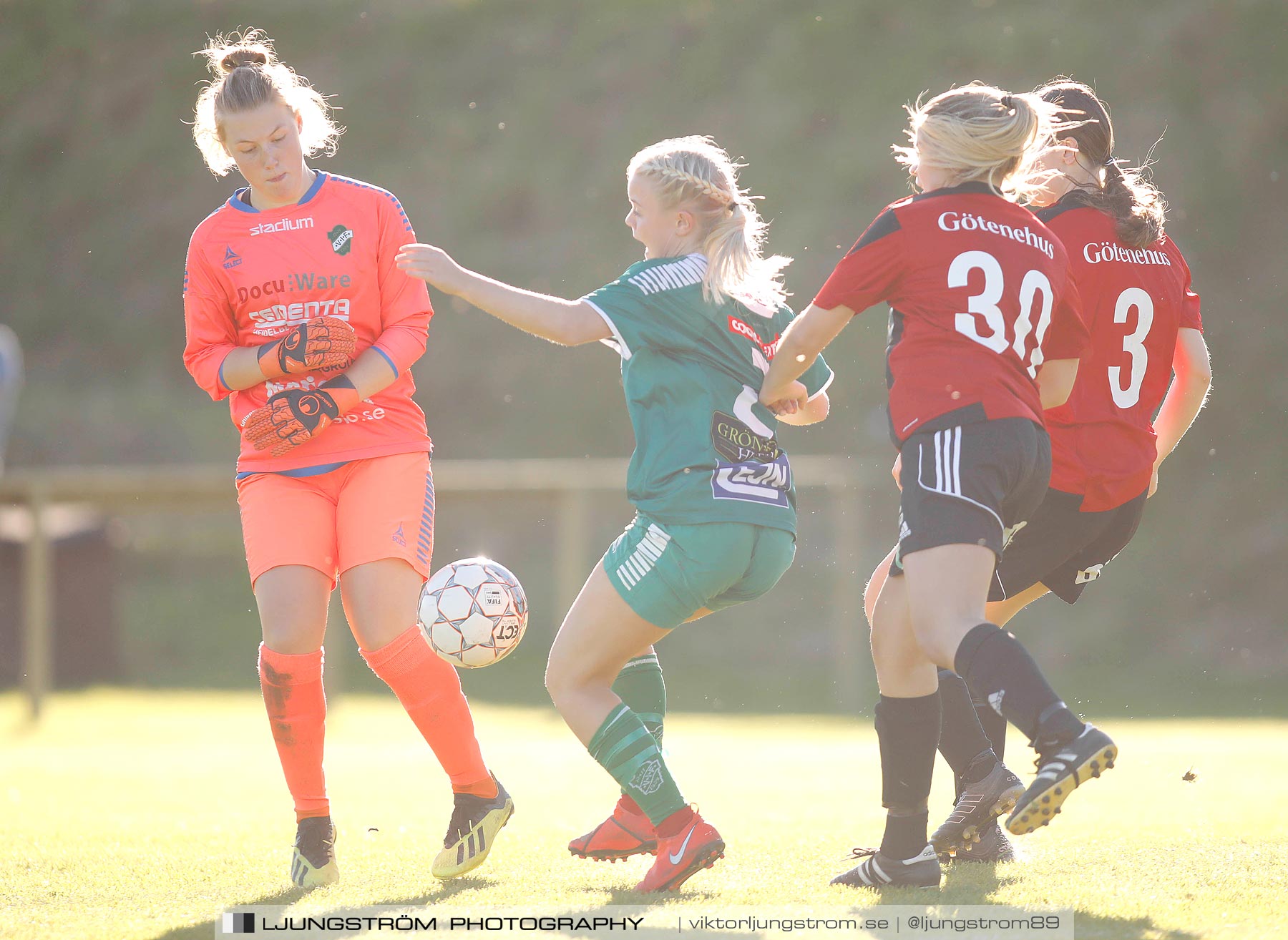 Våmbs IF-Ulvåkers IF 3-2,dam,Claesborgs IP,Skövde,Sverige,Fotboll,,2019,223328