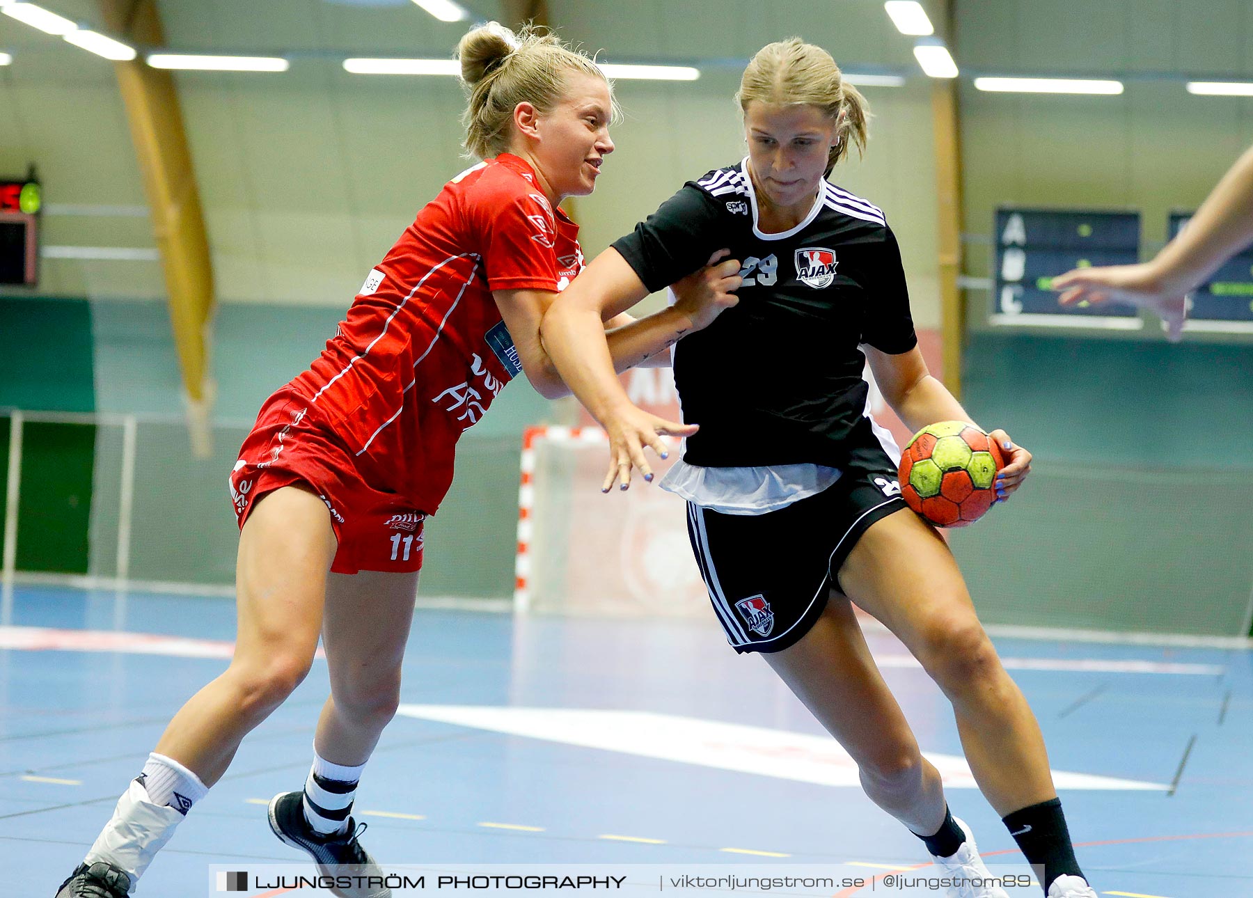 Annliz Cup Skövde HF-Ajax København 14-24,dam,Skövde Idrottshall,Skövde,Sverige,Handboll,,2019,224636