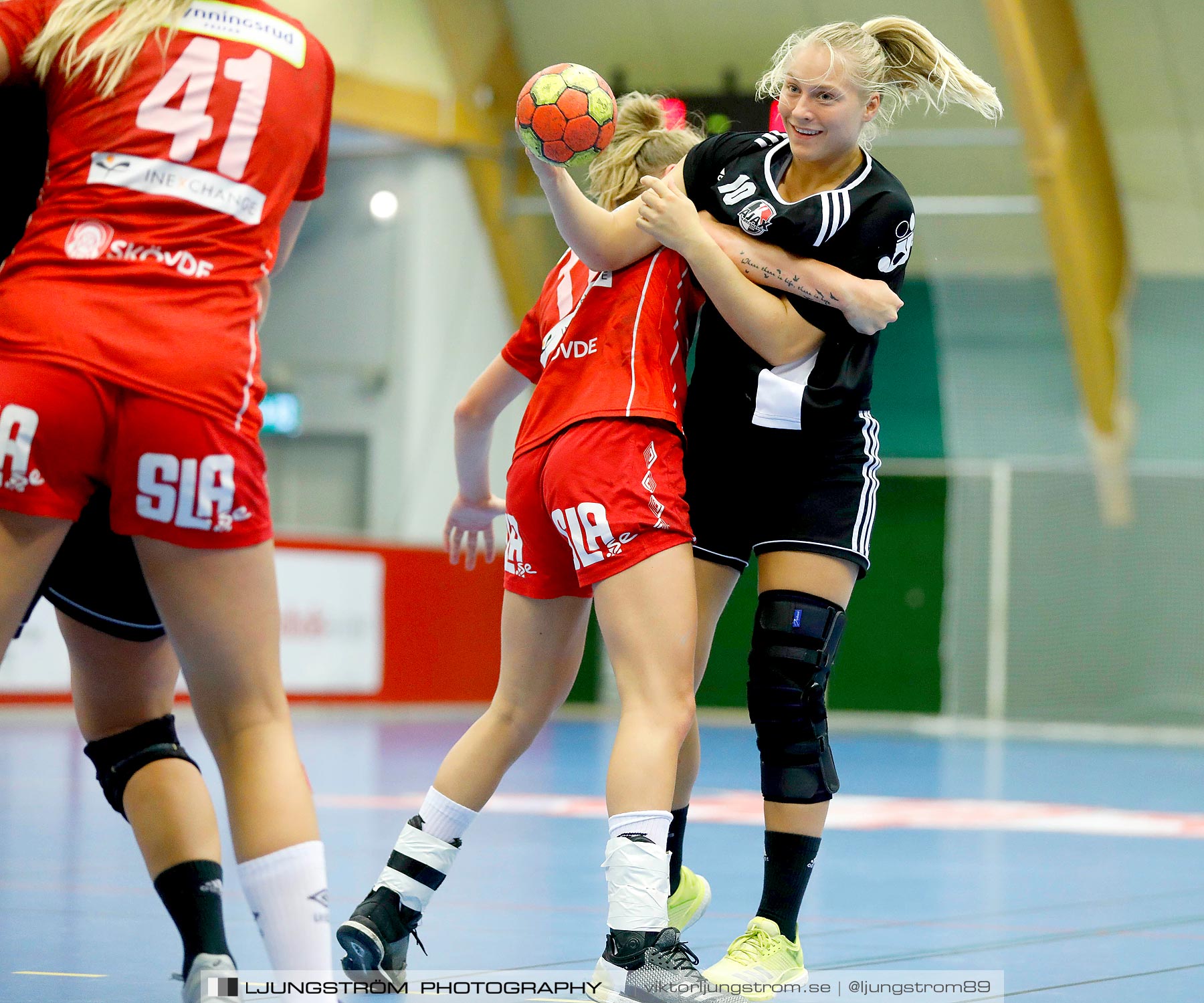 Annliz Cup Skövde HF-Ajax København 14-24,dam,Skövde Idrottshall,Skövde,Sverige,Handboll,,2019,224644