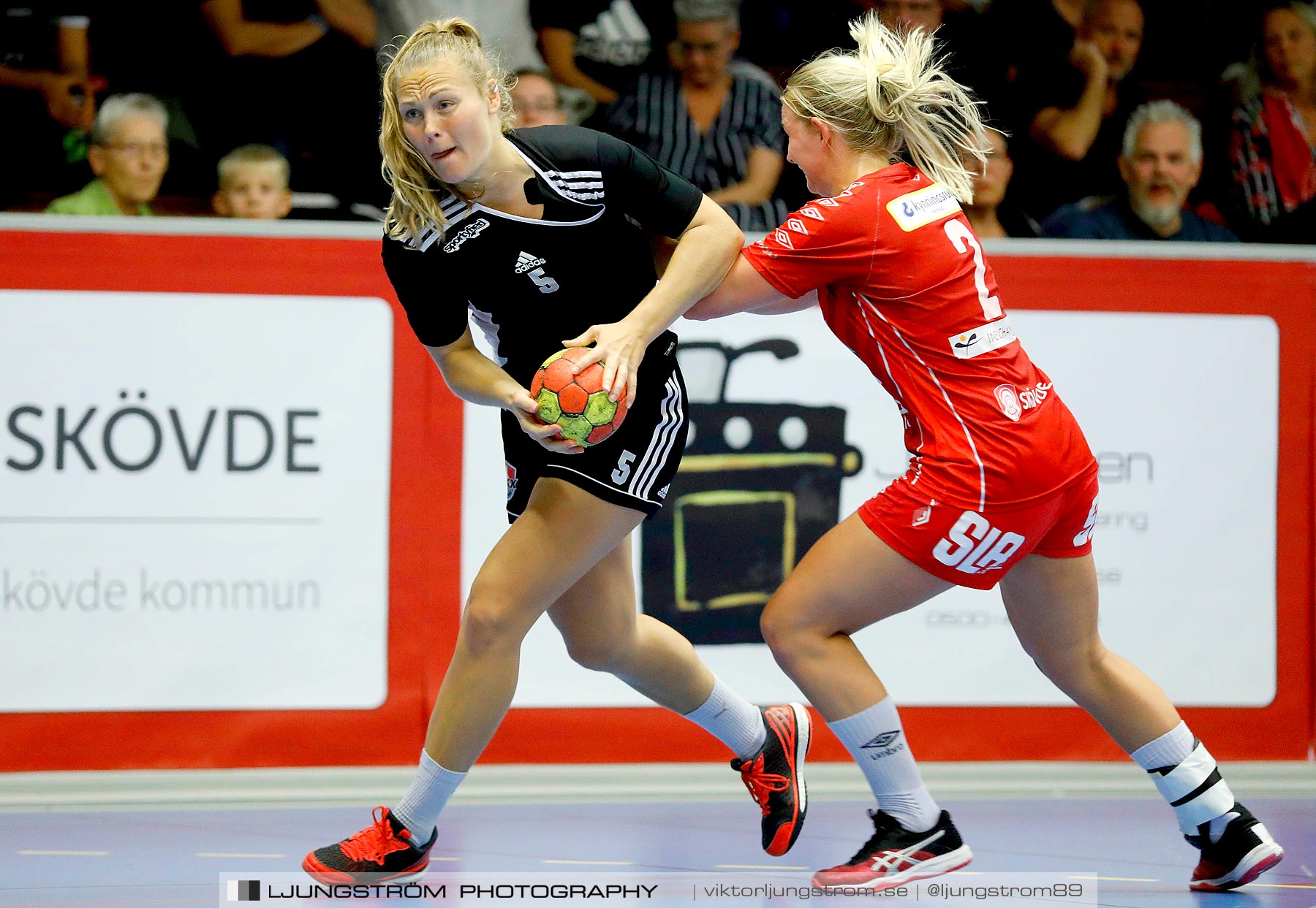 Annliz Cup Skövde HF-Ajax København 14-24,dam,Skövde Idrottshall,Skövde,Sverige,Handboll,,2019,224650