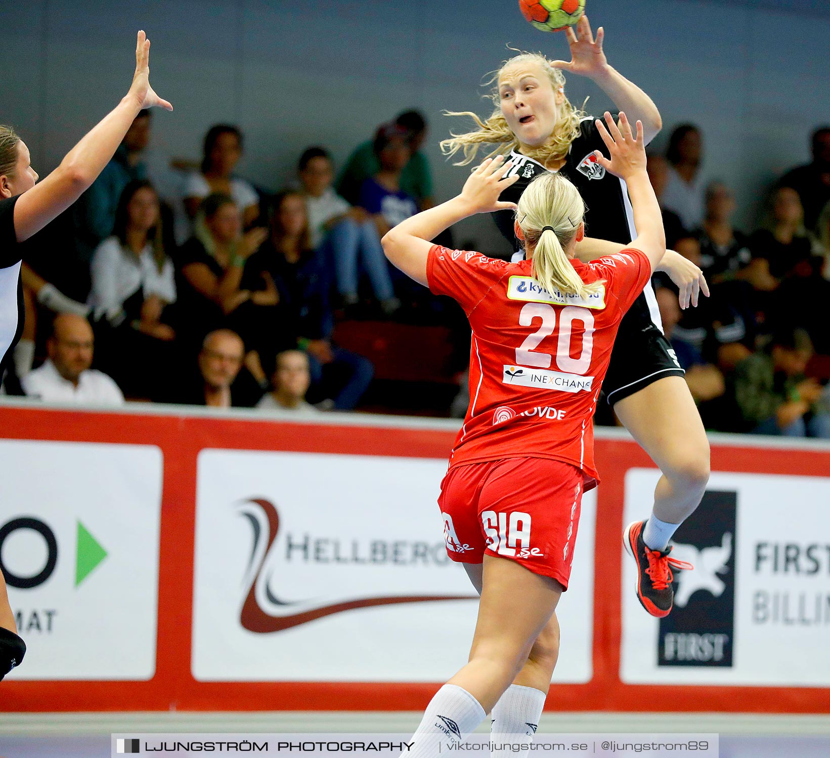 Annliz Cup Skövde HF-Ajax København 14-24,dam,Skövde Idrottshall,Skövde,Sverige,Handboll,,2019,224661