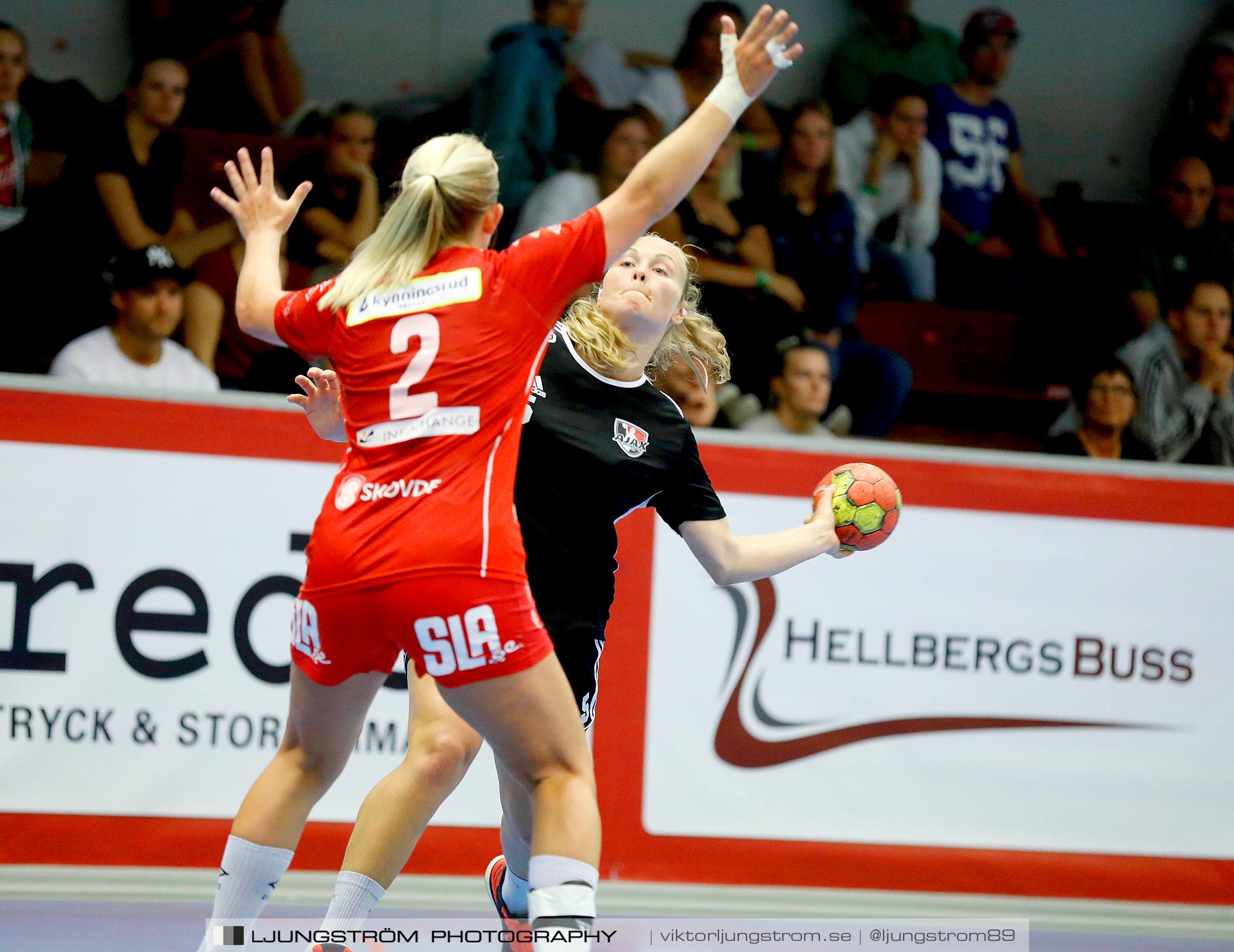 Annliz Cup Skövde HF-Ajax København 14-24,dam,Skövde Idrottshall,Skövde,Sverige,Handboll,,2019,224671