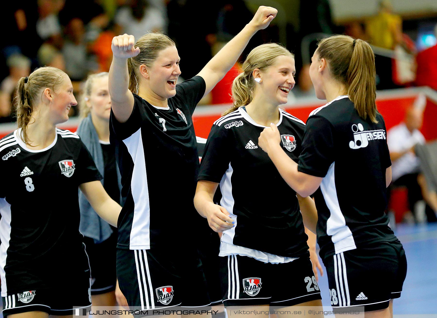 Annliz Cup Skövde HF-Ajax København 14-24,dam,Skövde Idrottshall,Skövde,Sverige,Handboll,,2019,224713