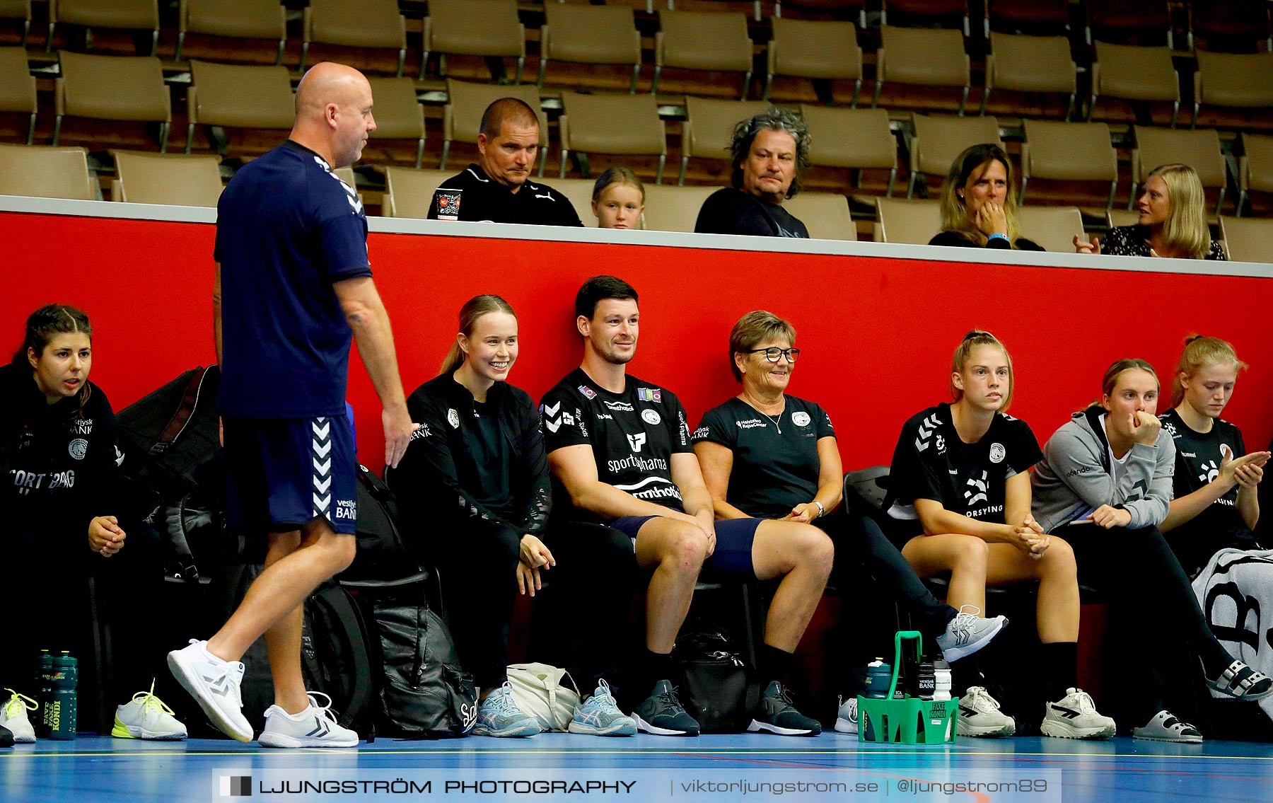 Annliz Cup DHC TTH Holstebro-Skuru IK 18-18,dam,Skövde Idrottshall,Skövde,Sverige,Handboll,,2019,224827